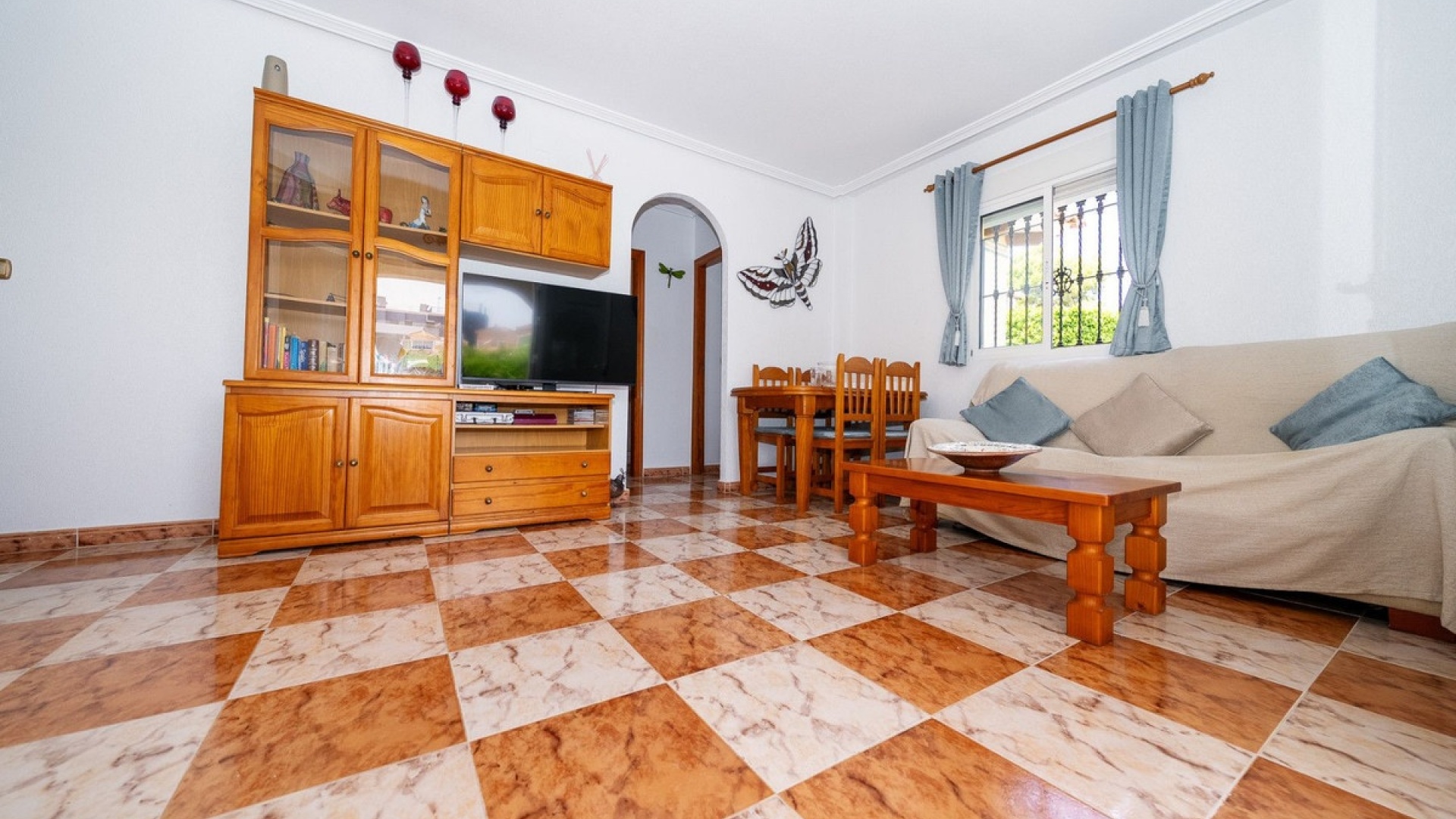 Resale - Villa - Orihuela - Orihuela Costa