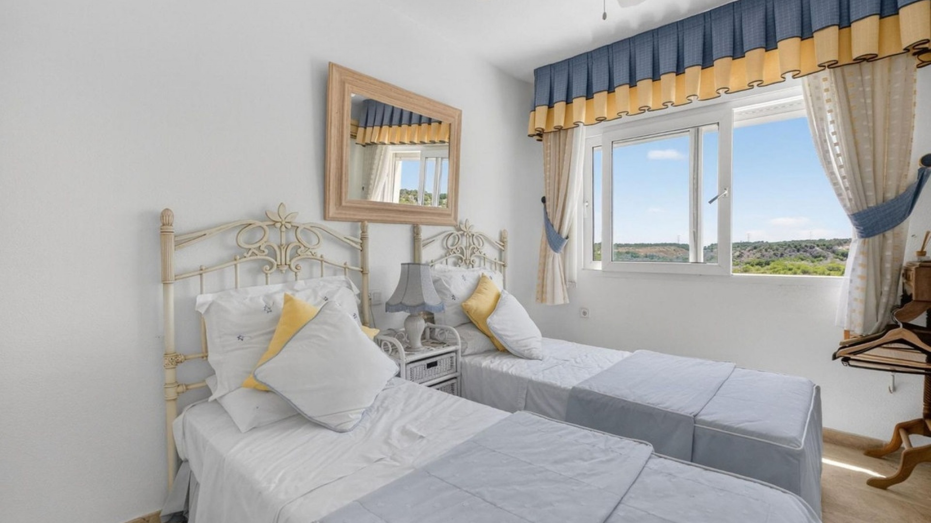 Resale - Villa - Orihuela - Orihuela Costa