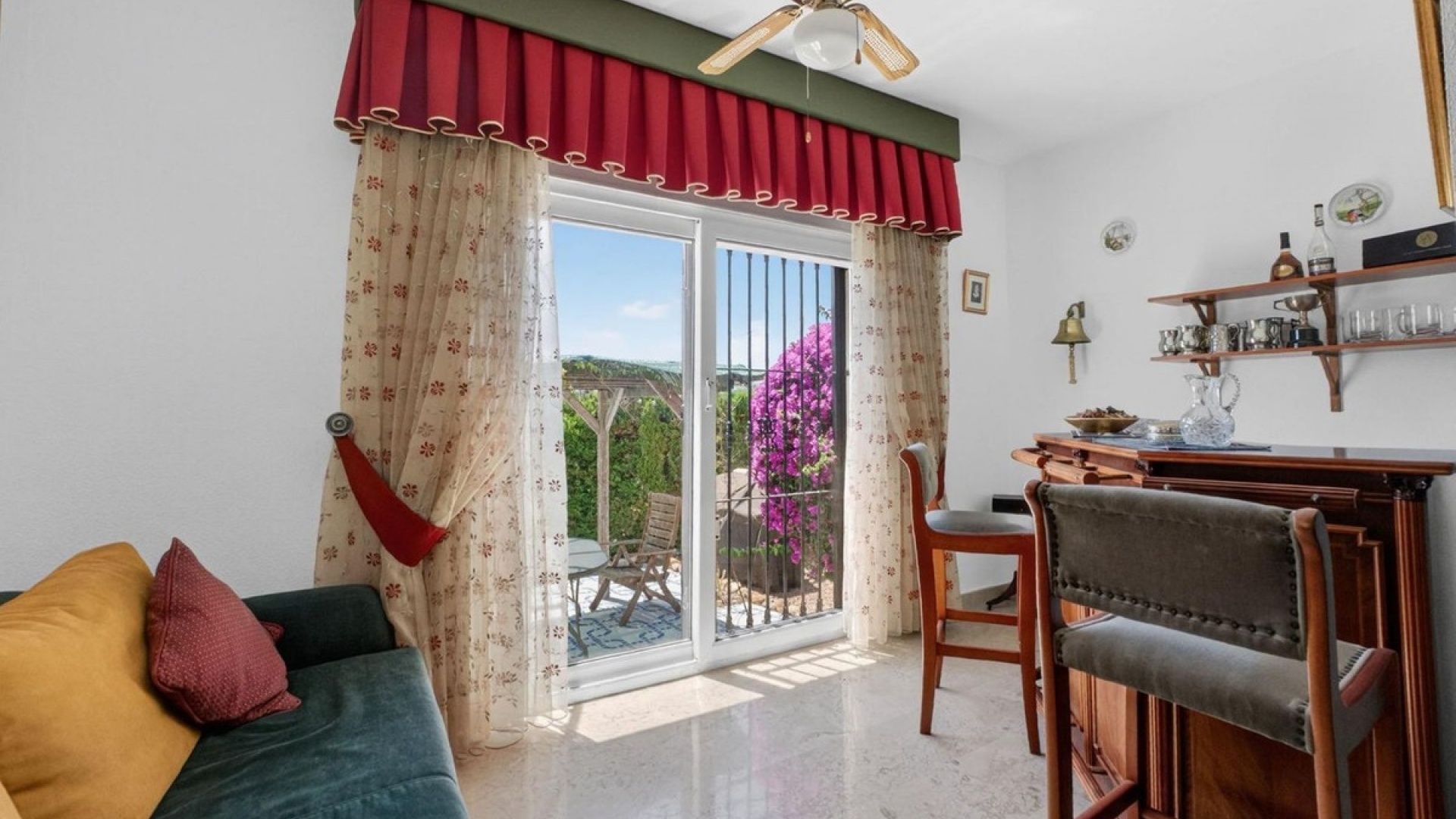 Resale - Villa - Orihuela - Orihuela Costa