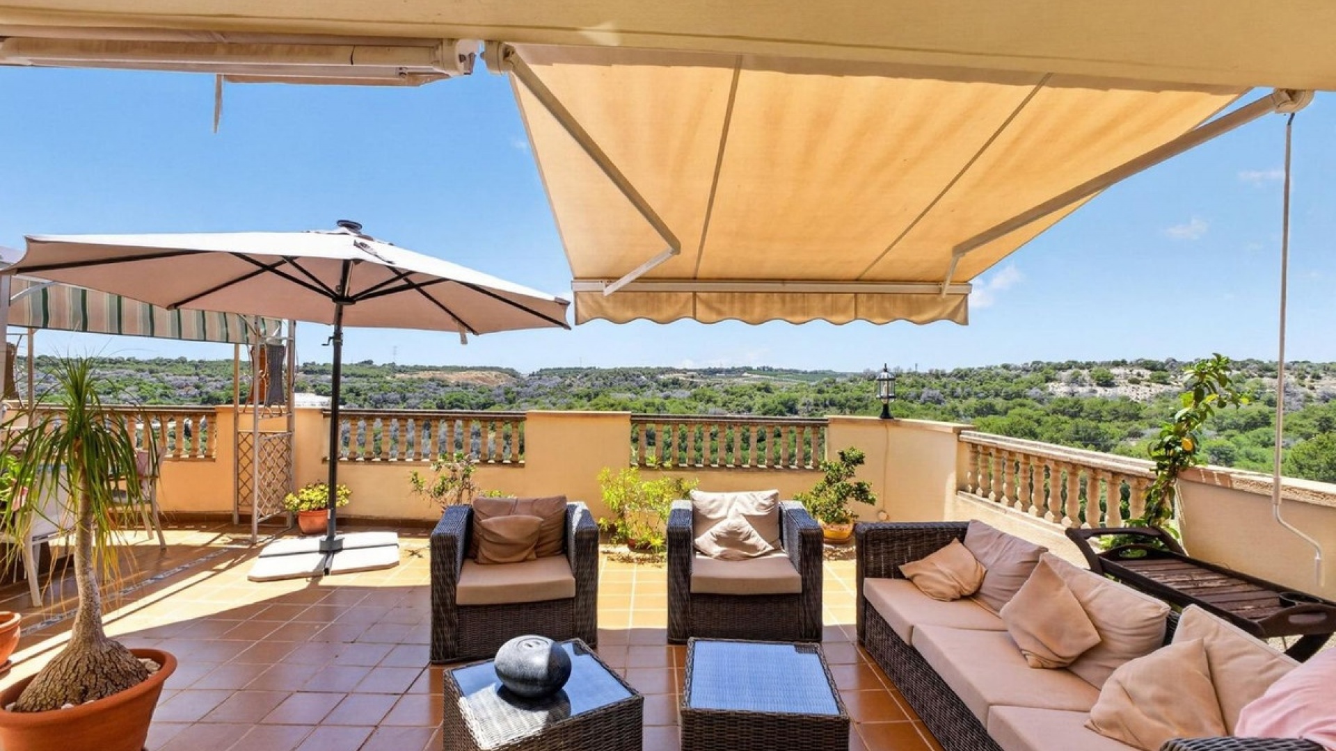 Resale - Villa - Orihuela - Orihuela Costa