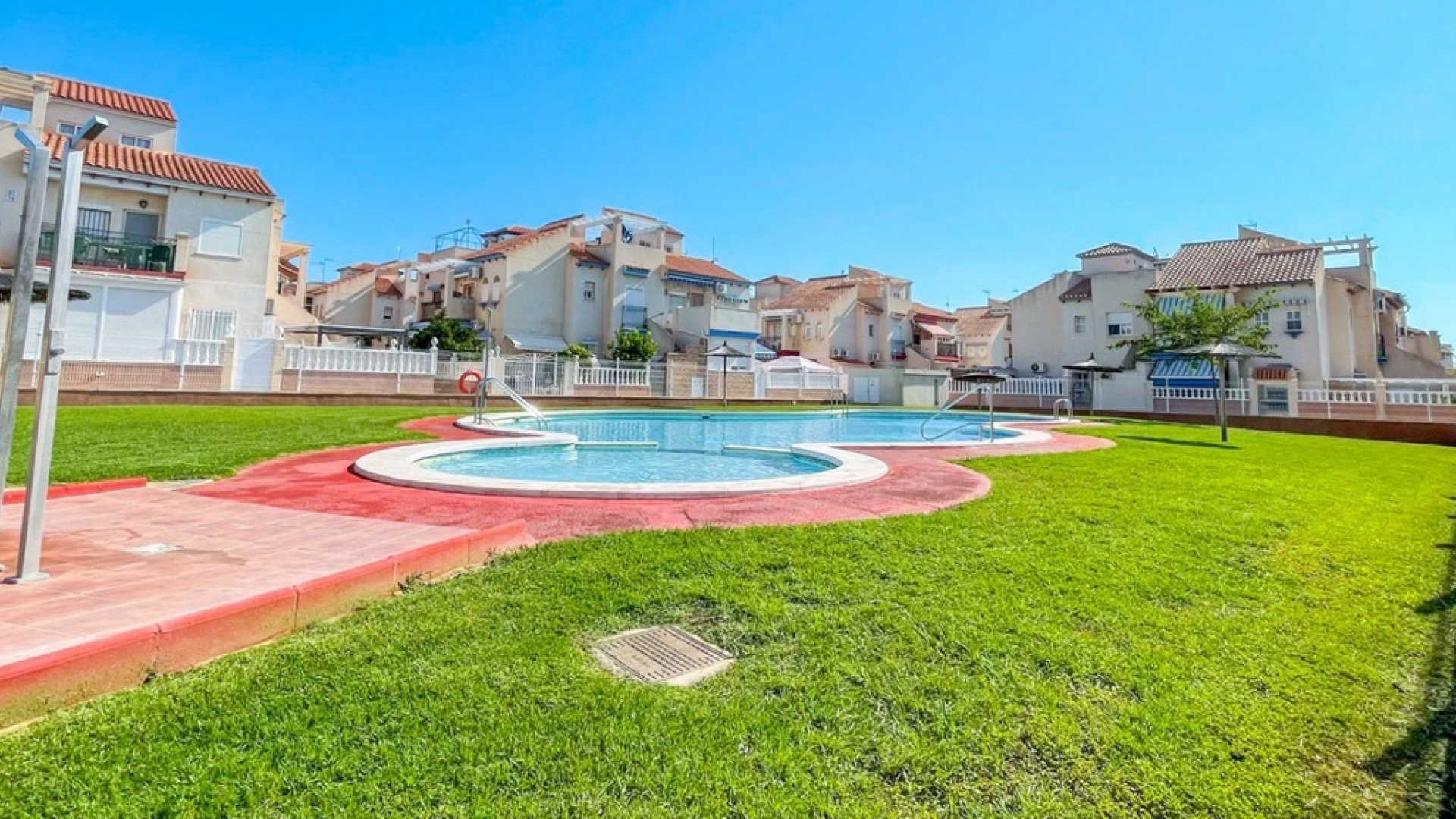 Resale - Villa - Orihuela - Playa Flamenca
