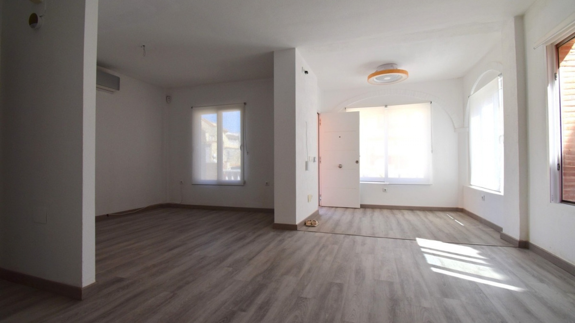 Resale - Villa - Orihuela - Playa Flamenca
