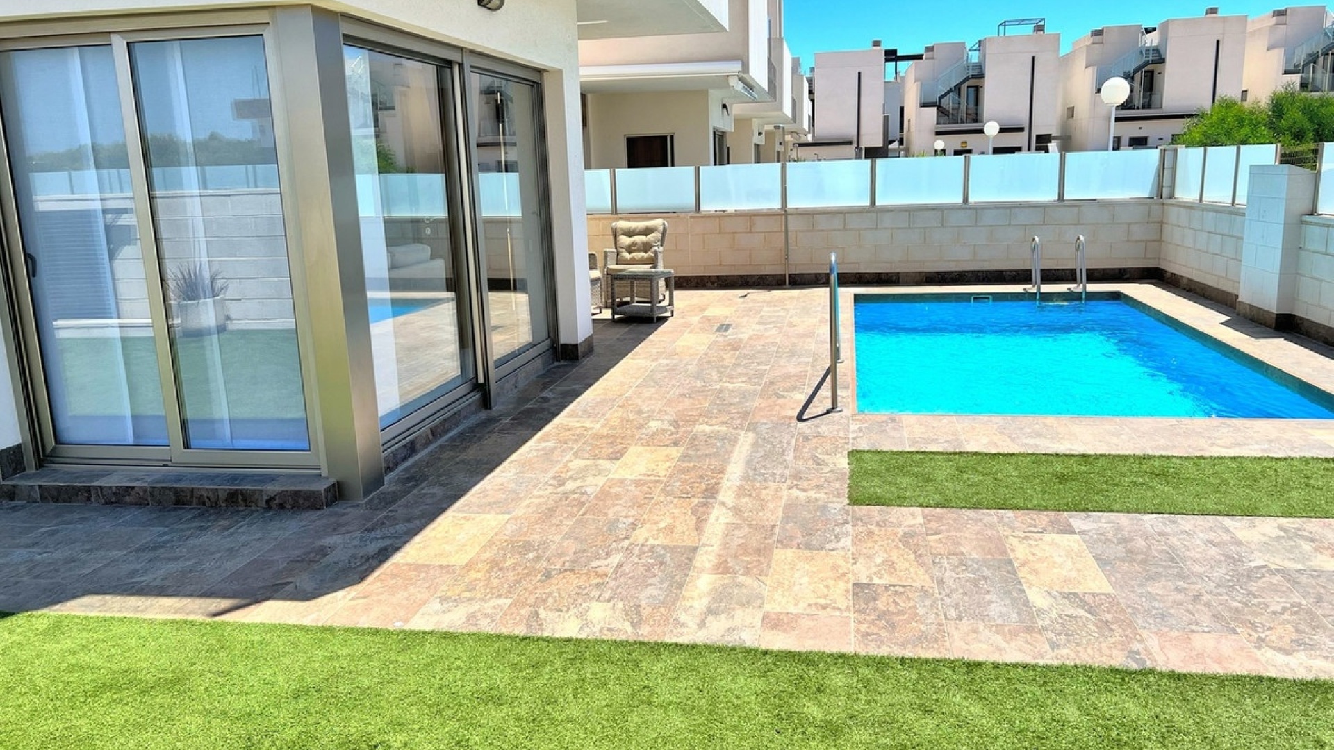 Resale - Villa - Orihuela - Punta Prima