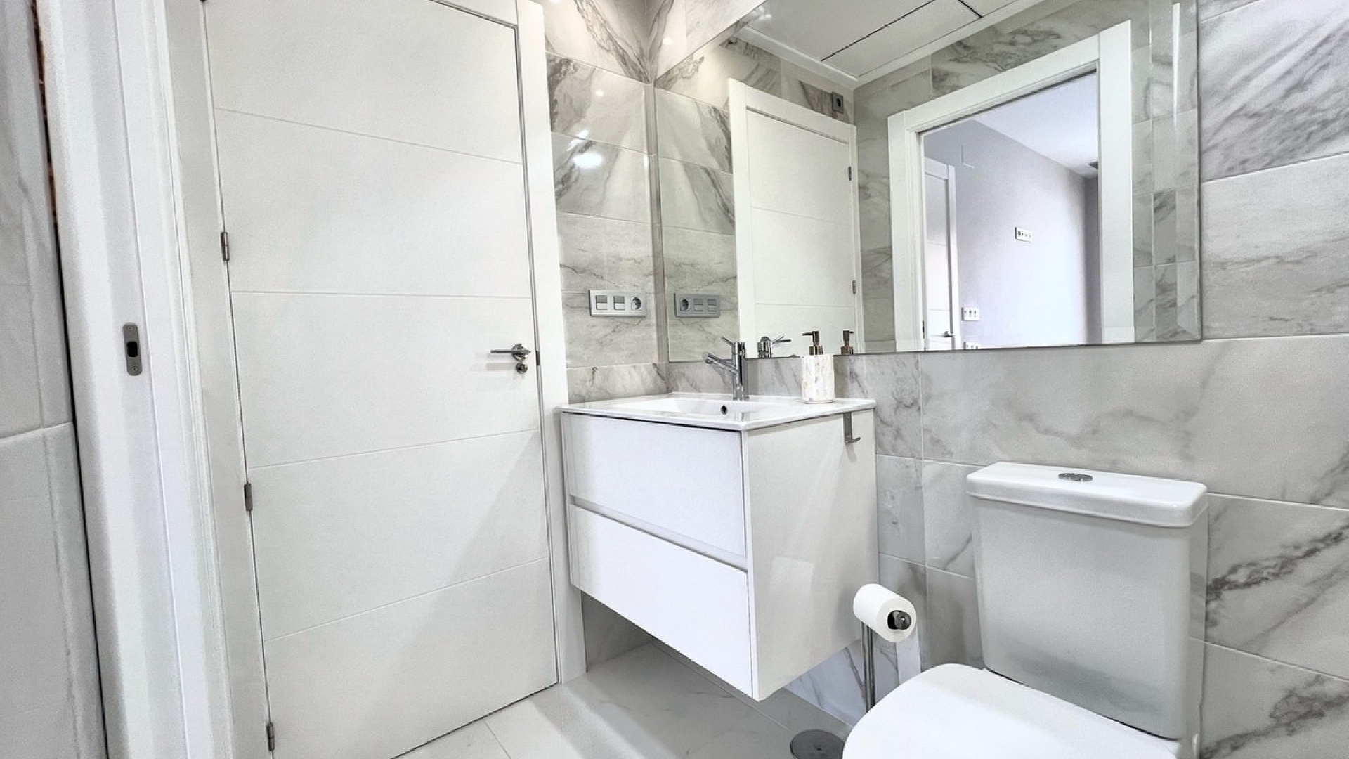 Resale - Villa - Orihuela - Punta Prima