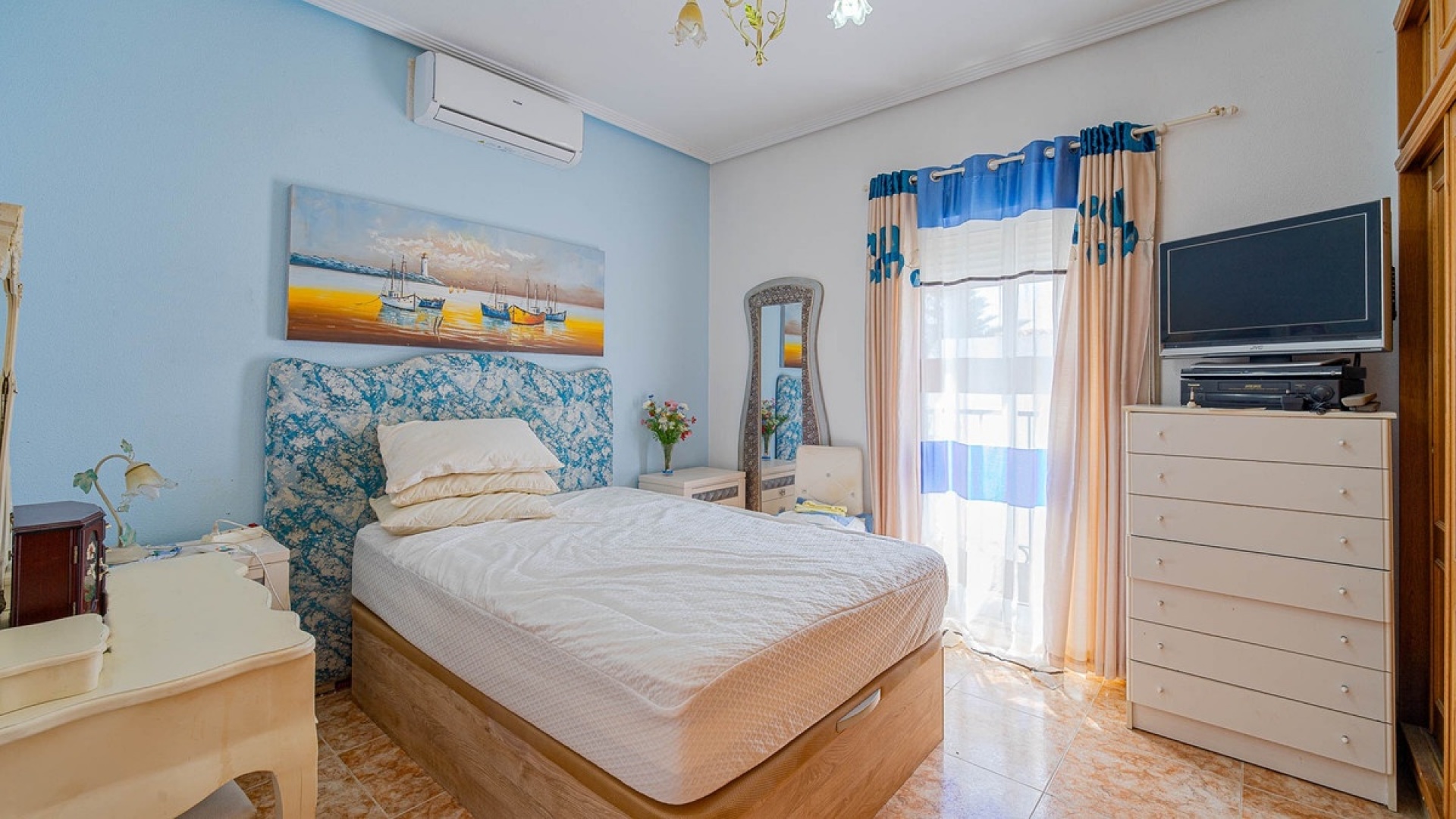 Resale - Villa - Orihuela - Punta Prima