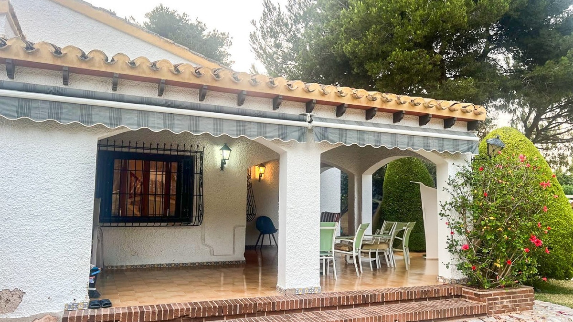 Resale - Villa - Orihuela - Punta Prima