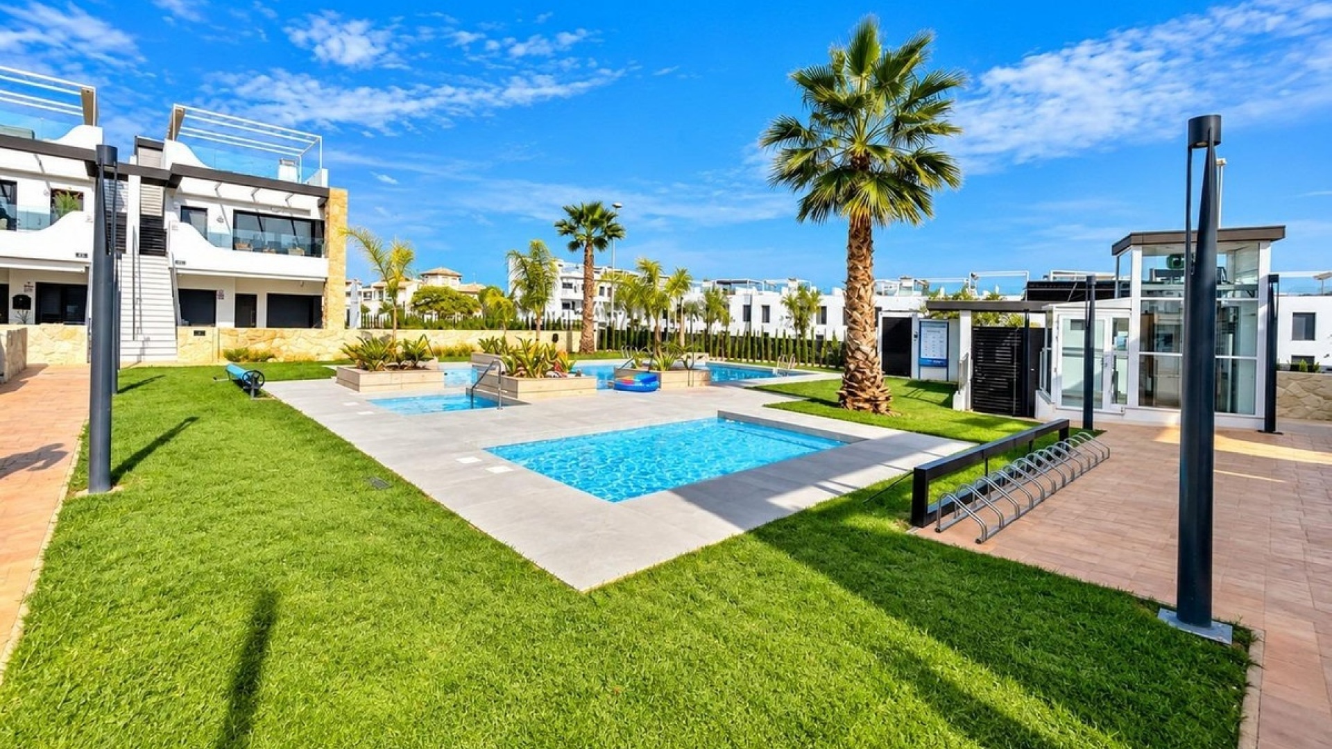 Resale - Villa - Orihuela - Punta Prima