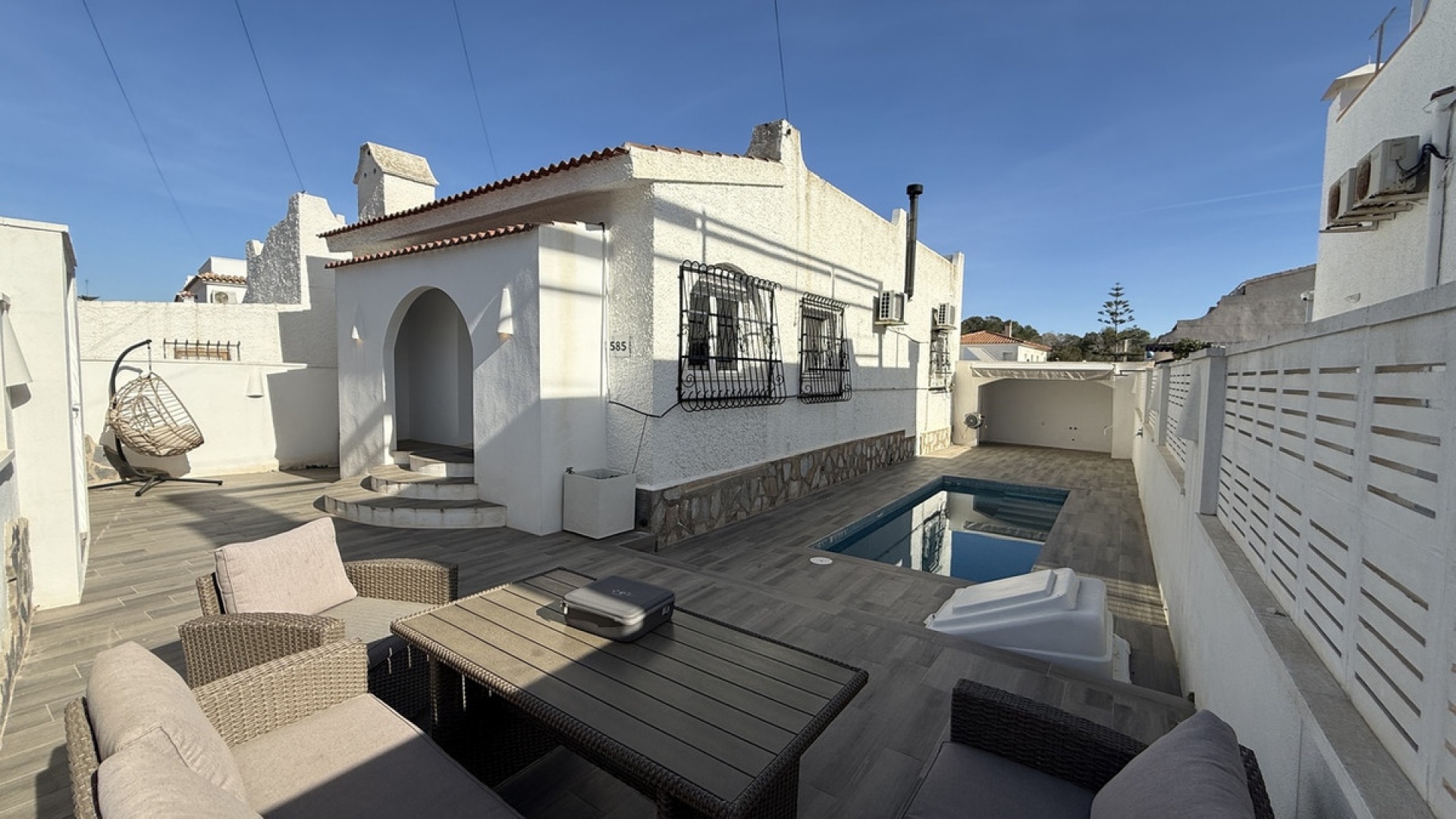 Resale - Villa - Orihuela - Villamartin