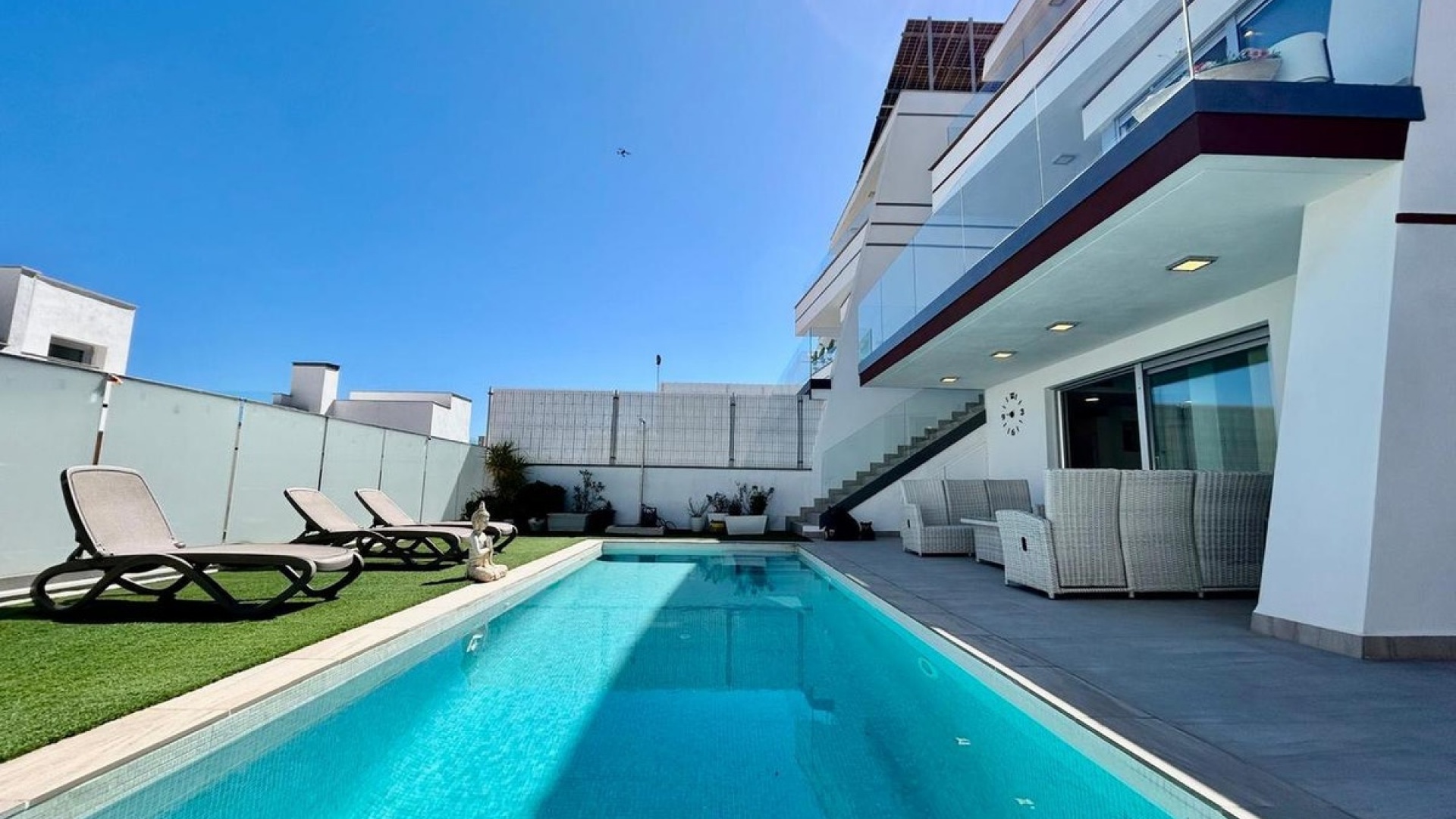 Resale - Villa - Orihuela - Villamartin