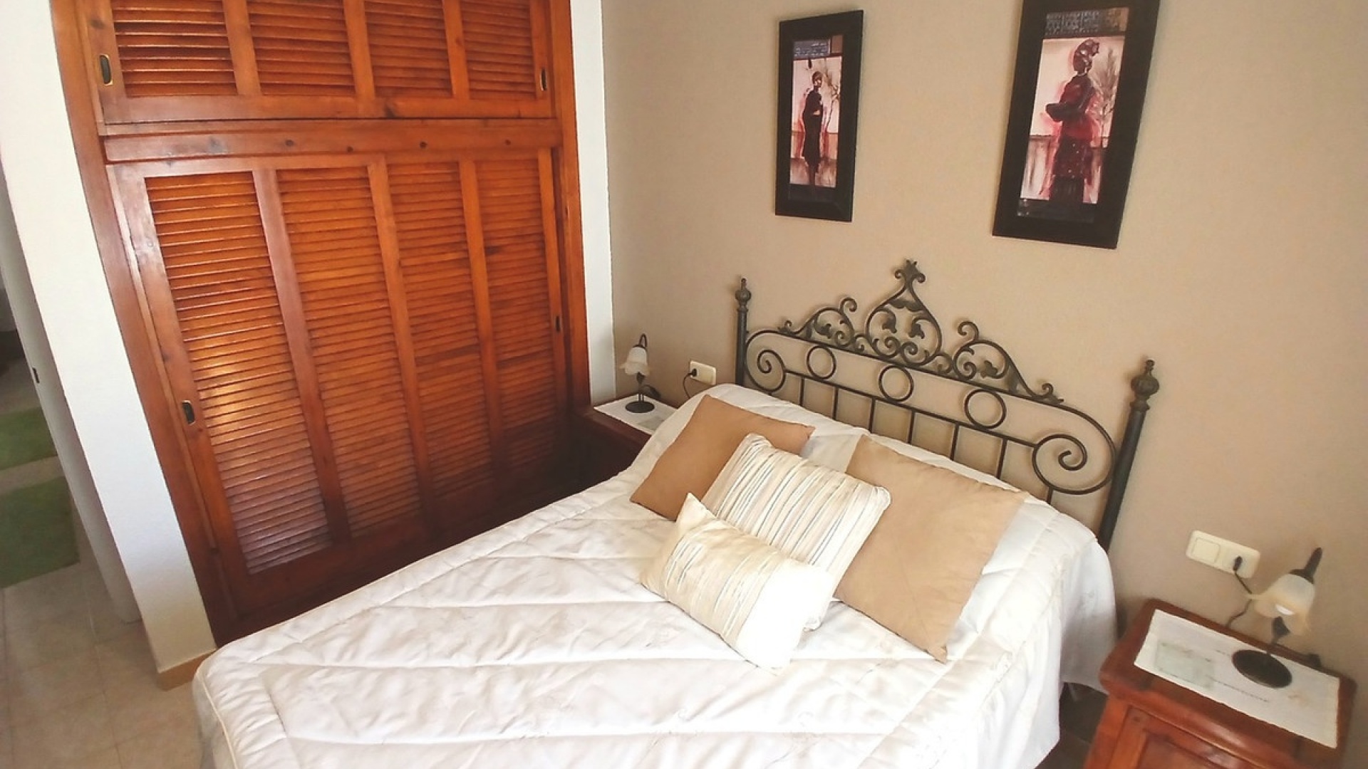 Resale - Villa - Orihuela - Villamartin