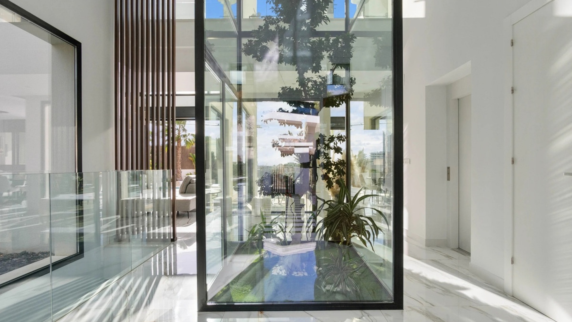 Resale - Villa - Orihuela - Villamartin