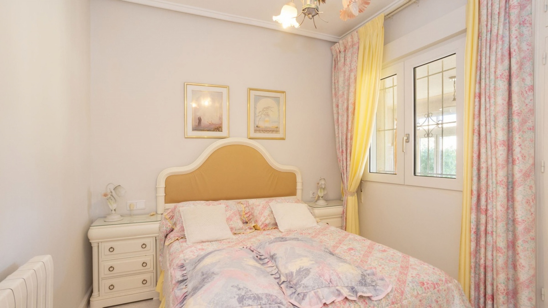 Resale - Villa - Orihuela - Villamartin