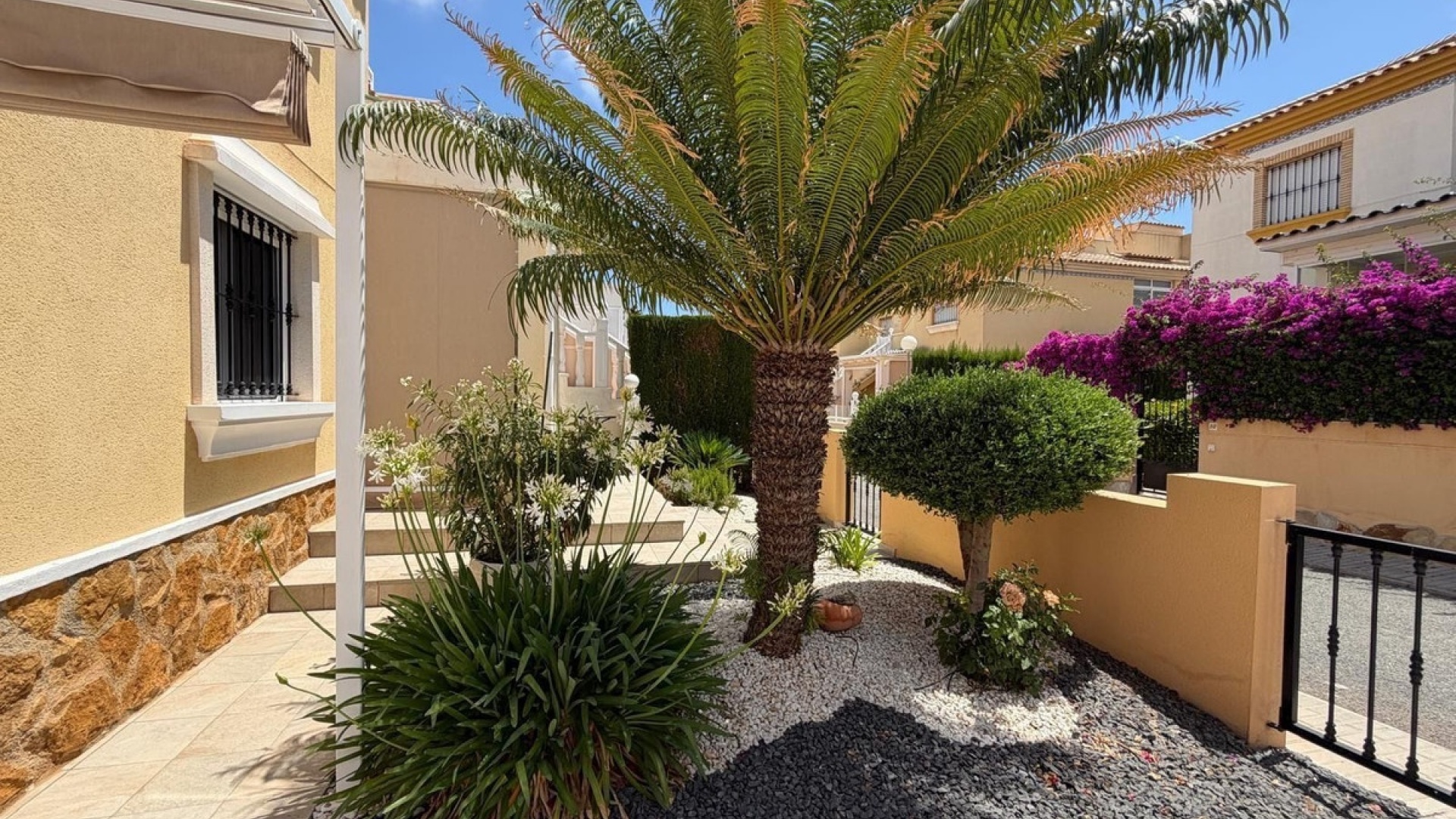 Resale - Villa - Orihuela - Villamartin