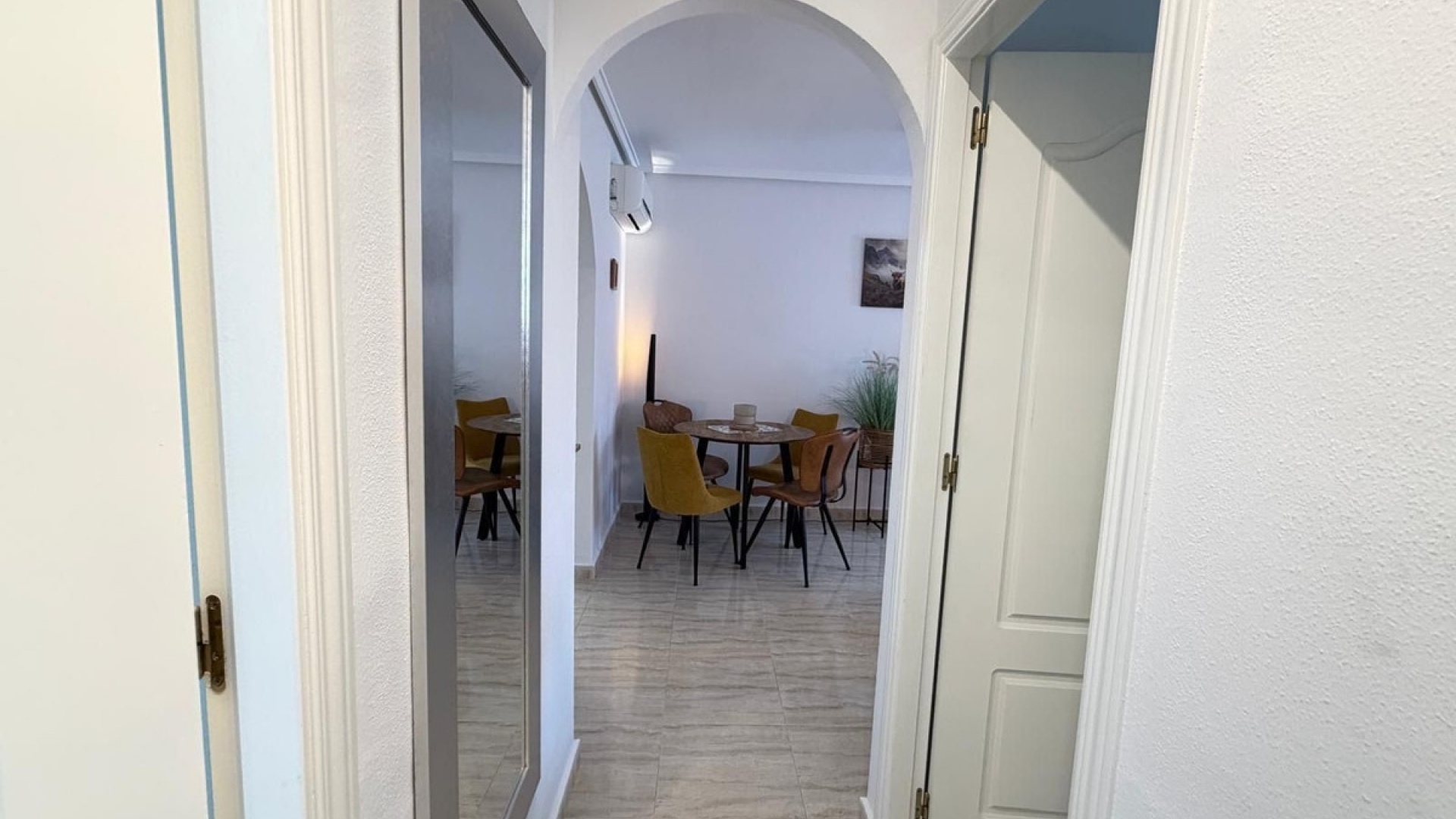 Resale - Villa - Orihuela - Villamartin