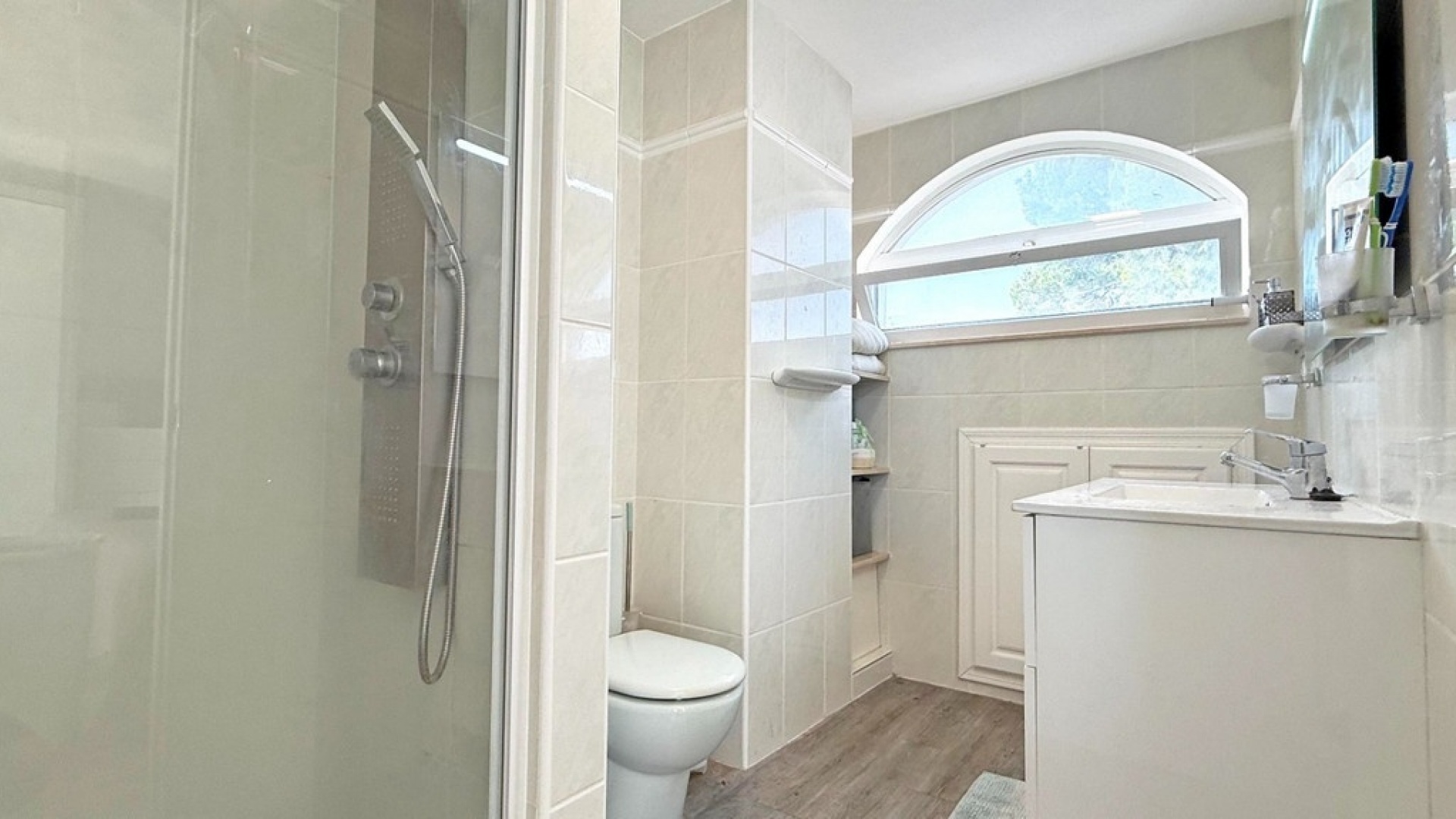 Resale - Villa - Orihuela - Villamartin