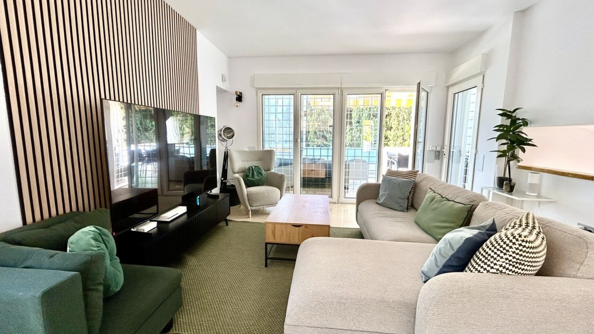Resale - Villa - Orihuela - Villamartin