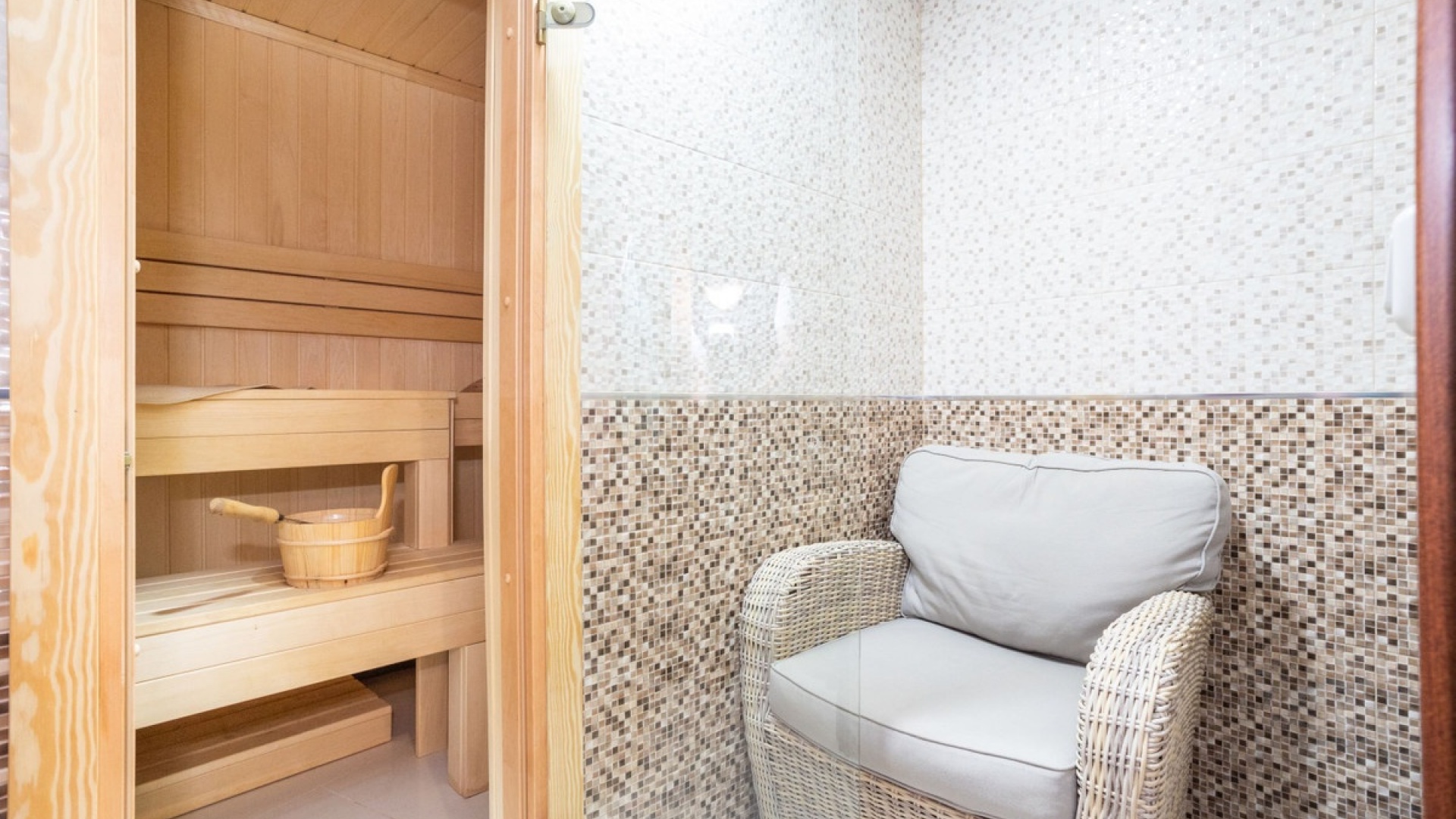 Resale - Villa - Orihuela - Villamartin
