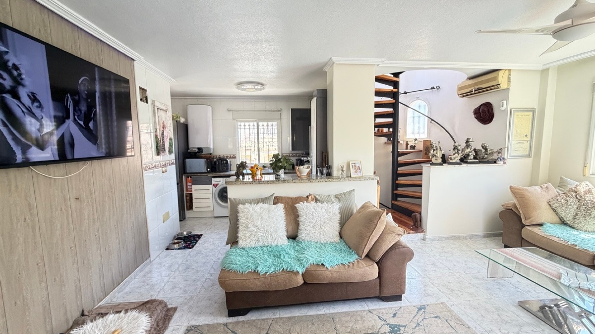 Resale - Villa - Orihuela - Villamartin