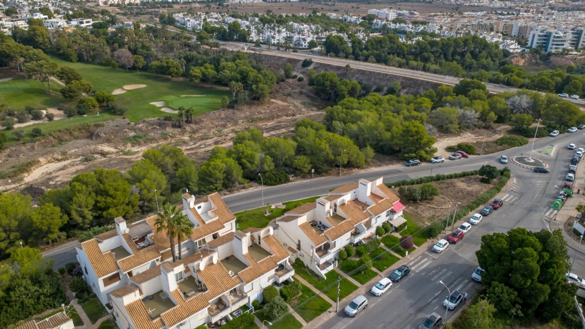 Resale - Villa - Orihuela - Villamartin