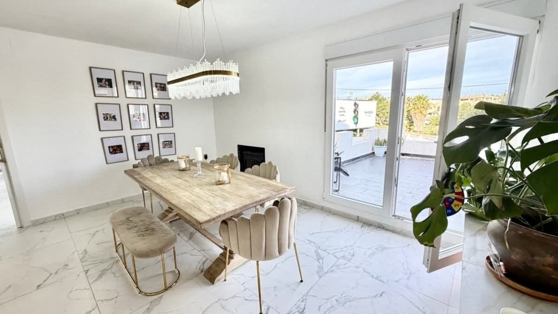 Resale - Villa - Orihuela - Villamartin