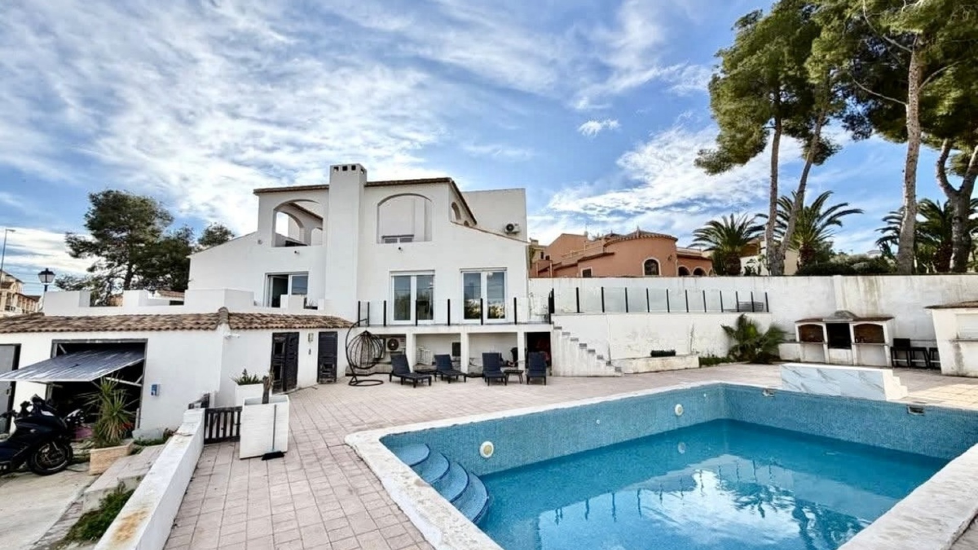 Resale - Villa - Orihuela - Villamartin
