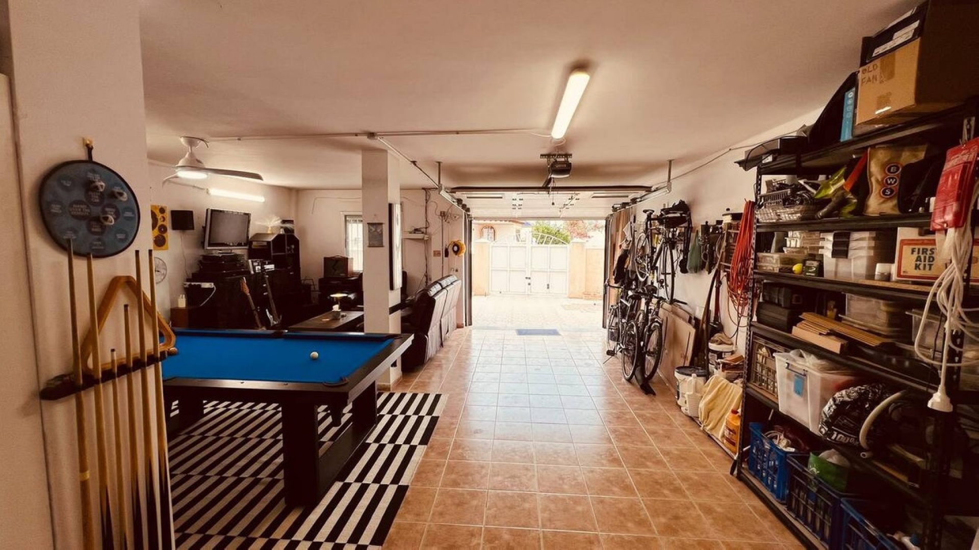 Resale - Villa - Orihuela - Villamartin