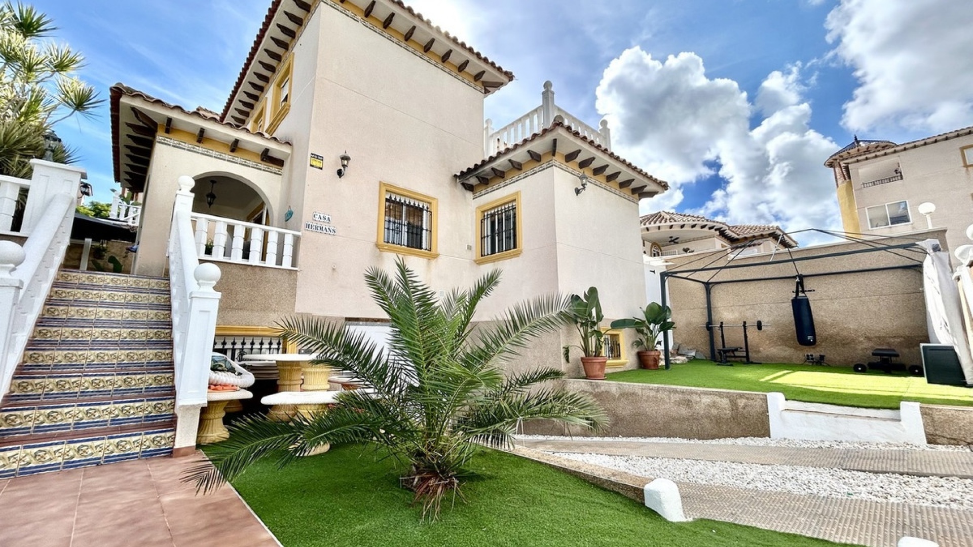 Resale - Villa - Orihuela - Villamartin