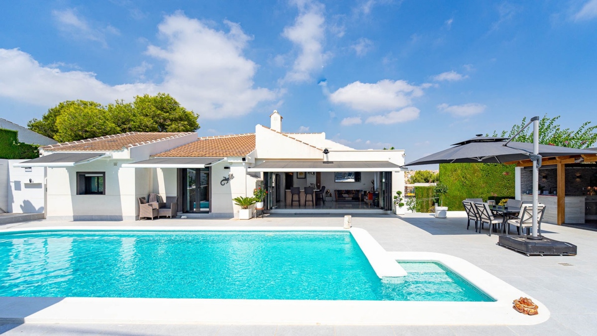 Resale - Villa - Orihuela - Villamartin