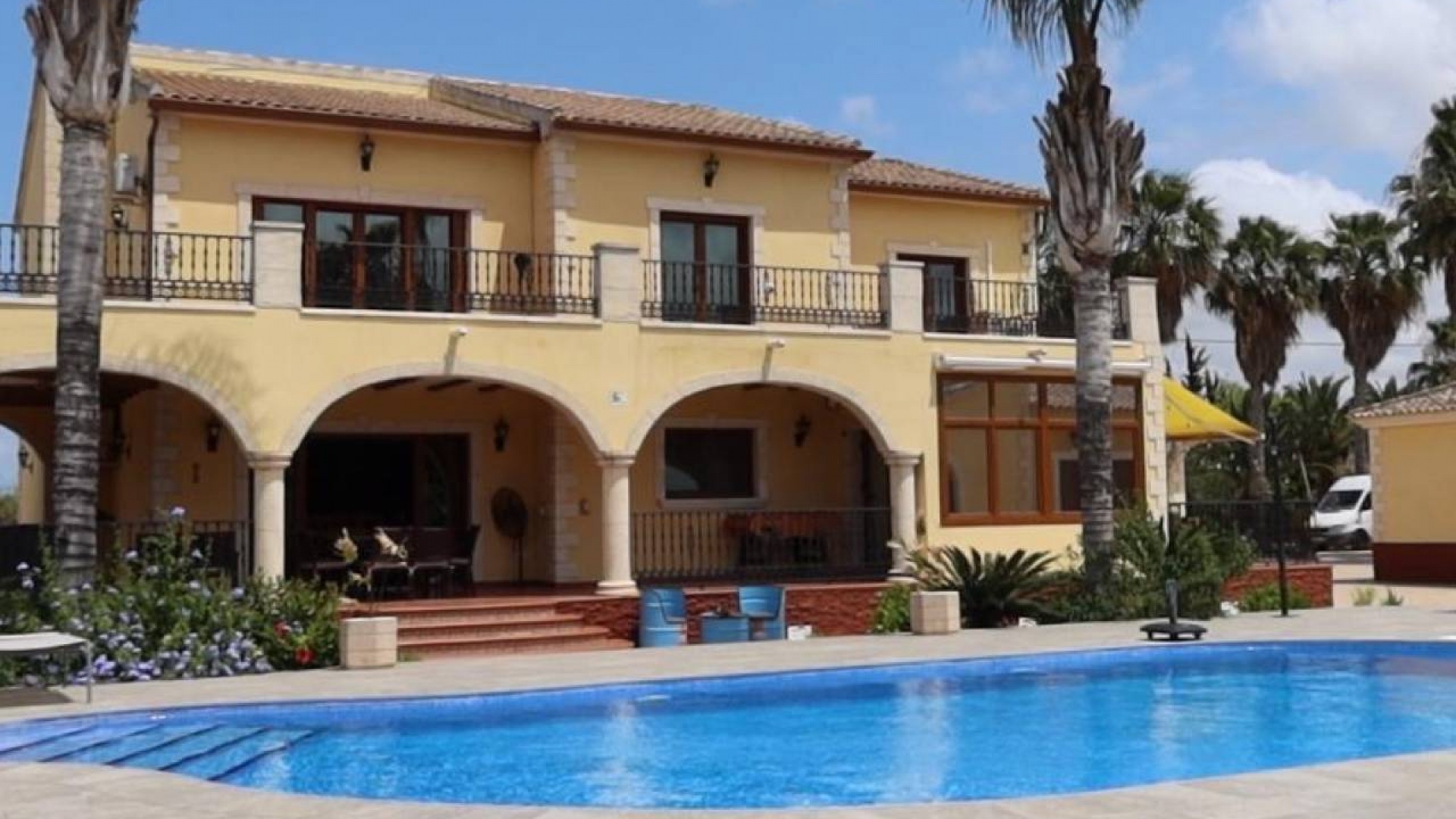 Resale - Villa - Orihuela