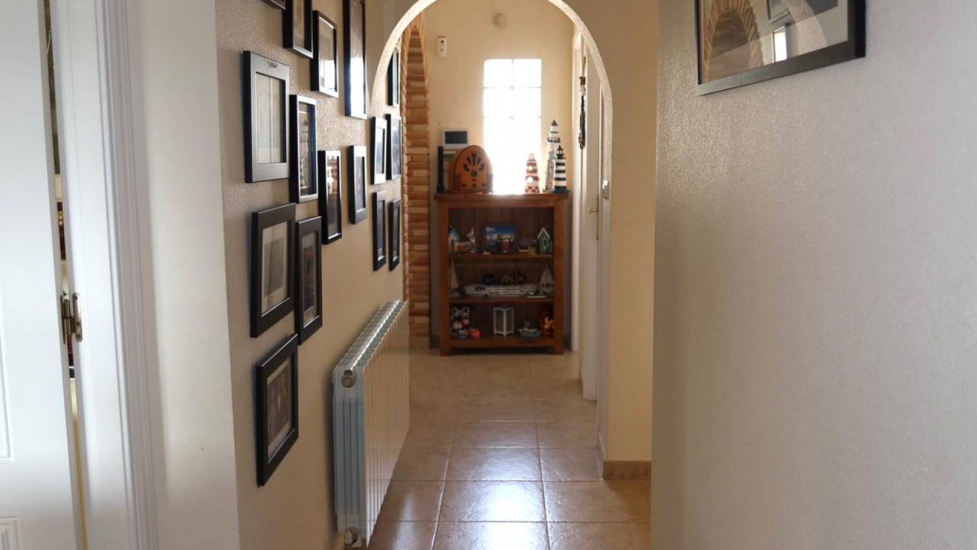Resale - Villa - Orihuela