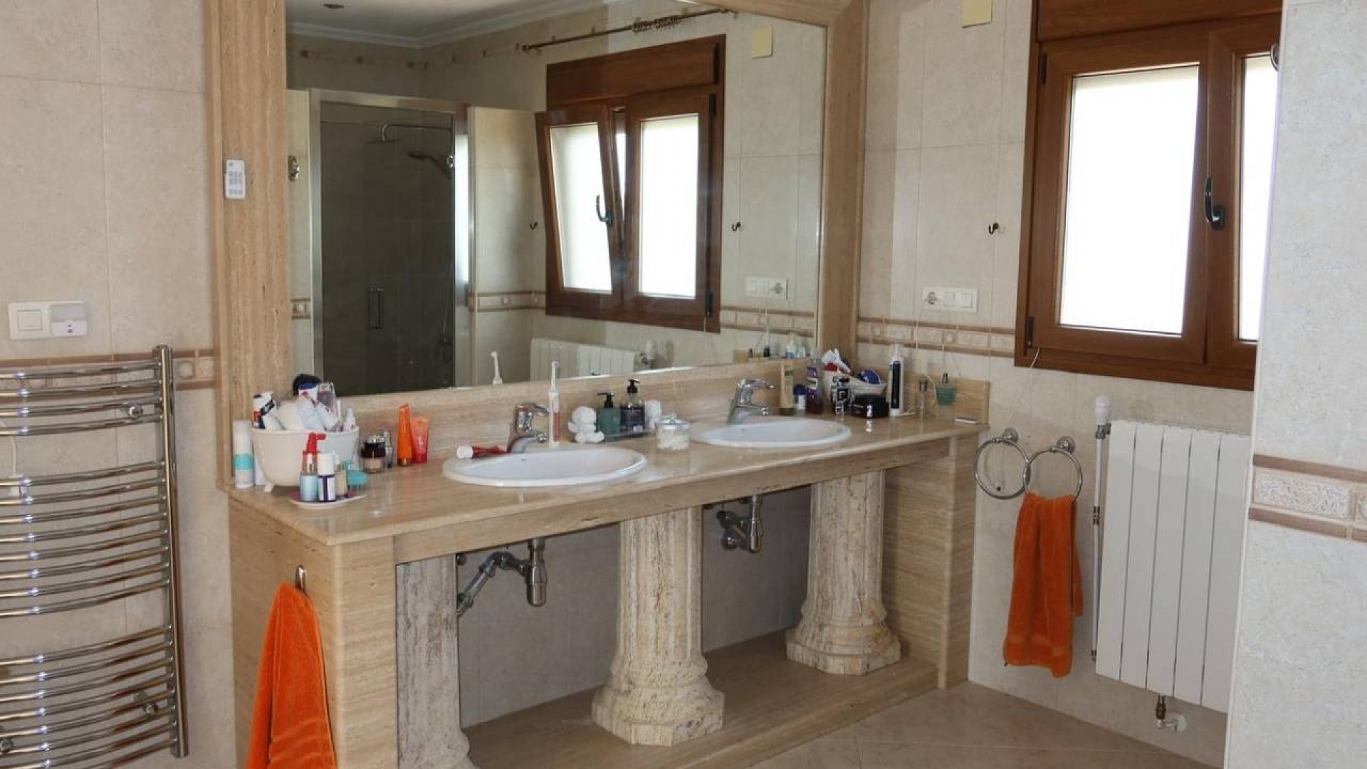 Resale - Villa - Orihuela