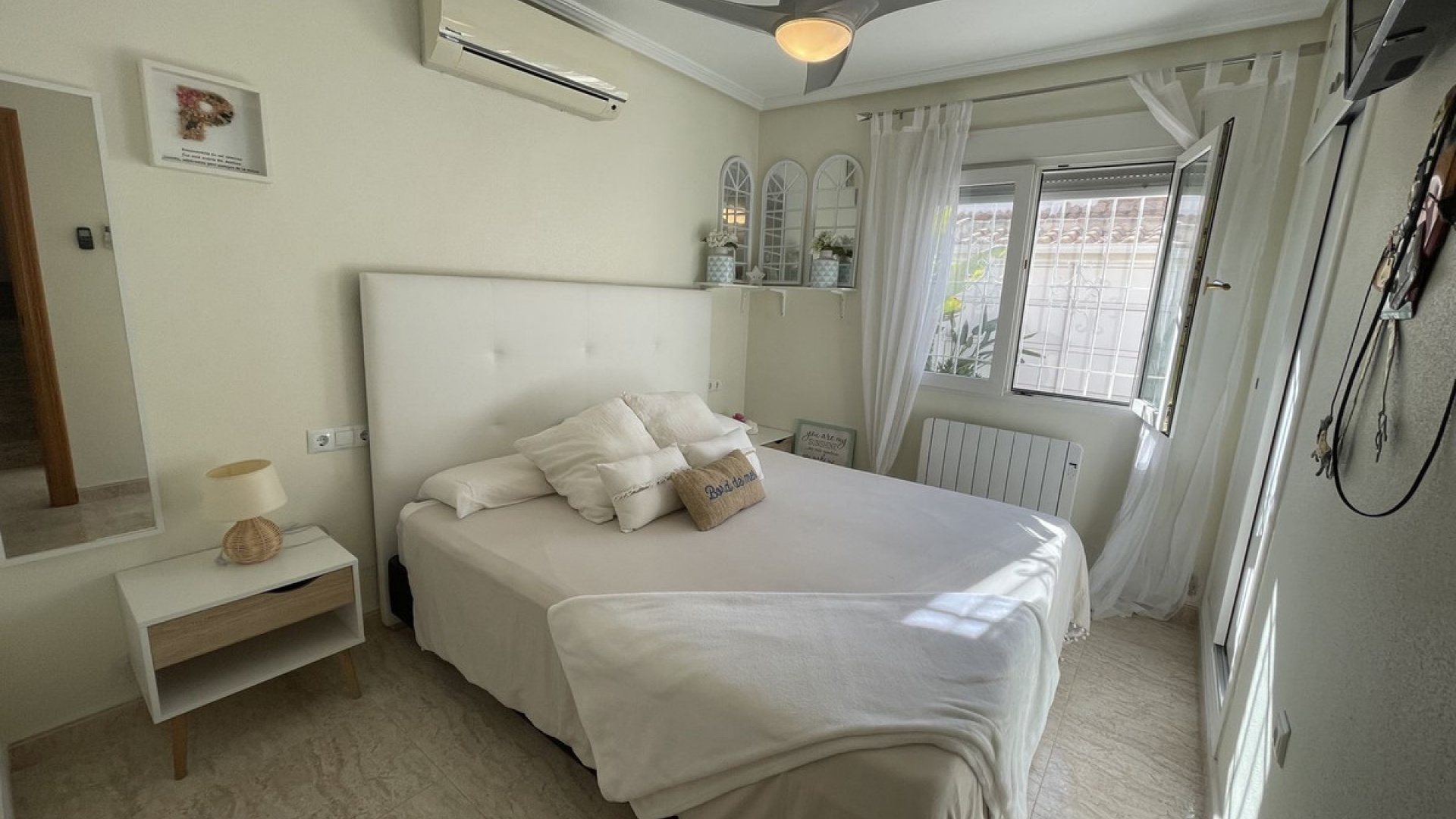 Resale - Villa - Pilar de la Horadada - Torre De La Horadada