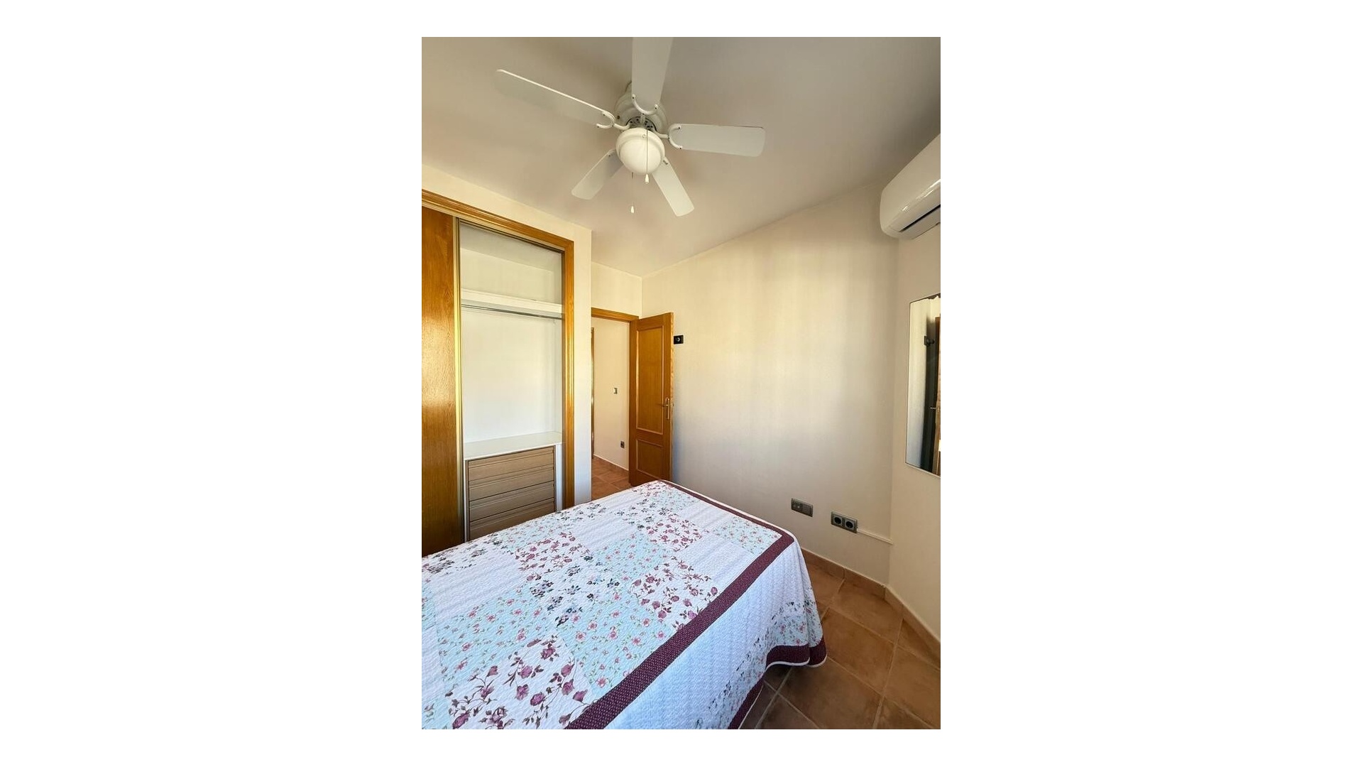 Resale - Villa - Pilar de la Horadada - Torre De La Horadada