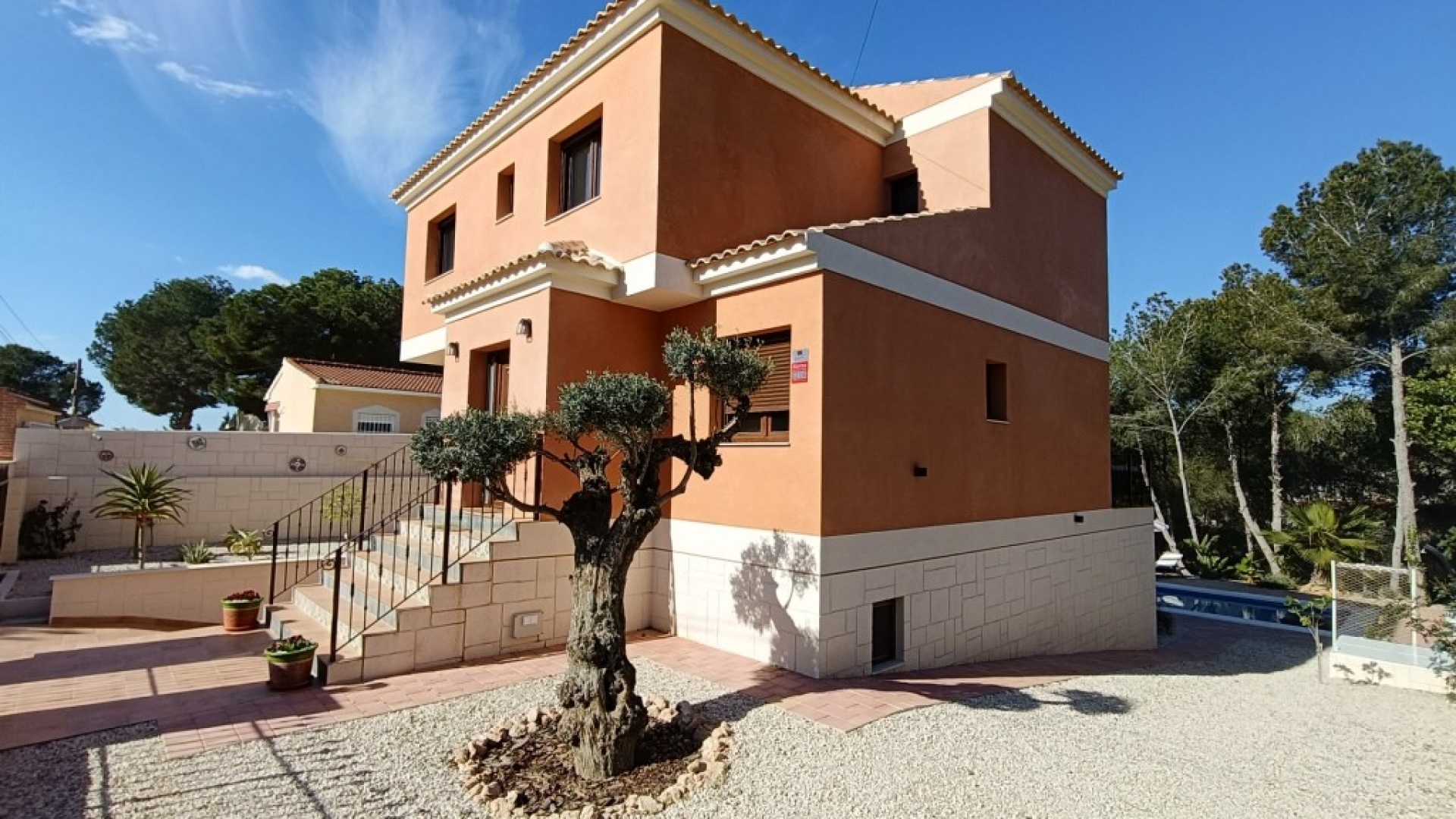 Resale - Villa - Pinar de Campoverde