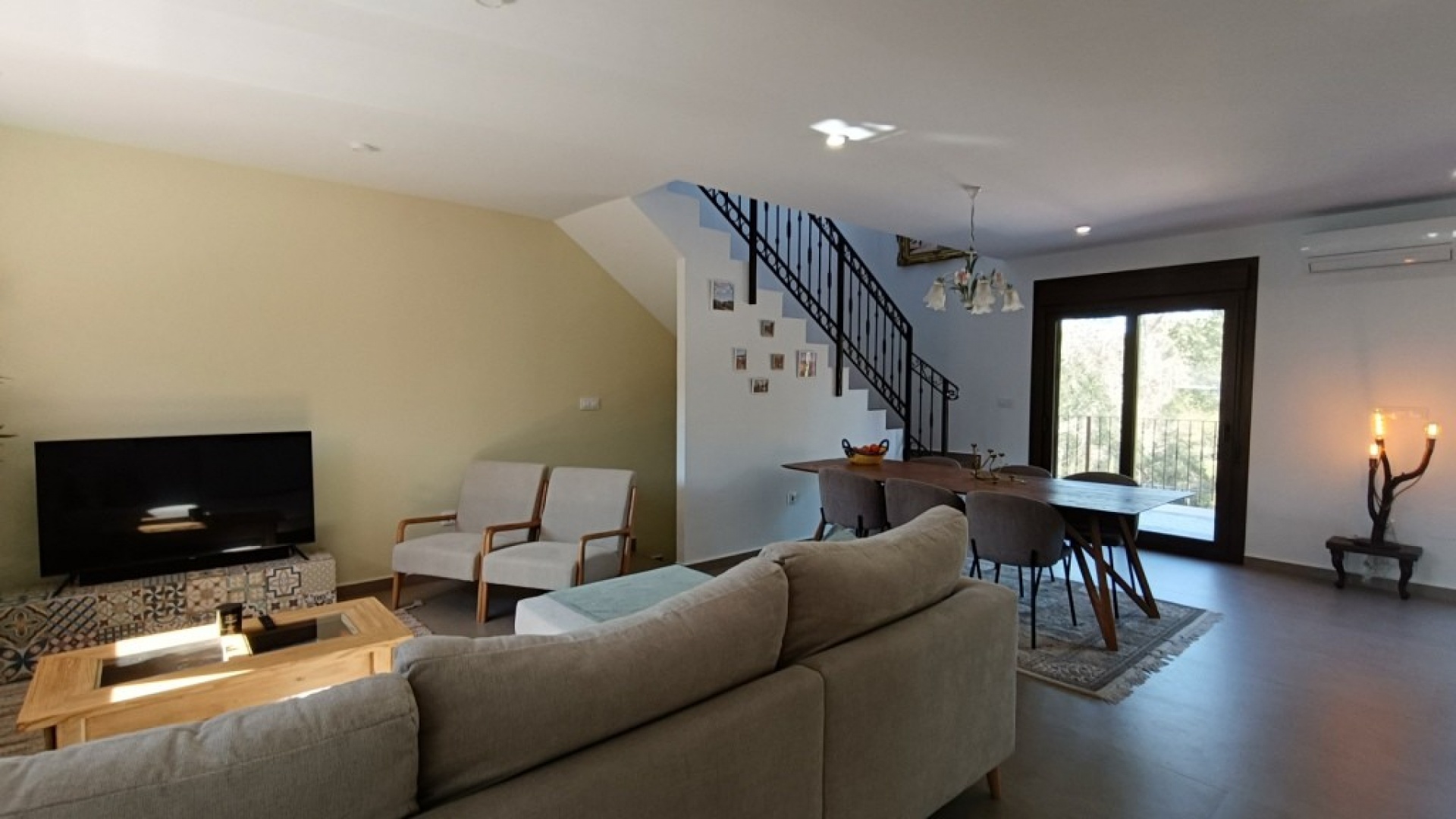 Resale - Villa - Pinar de Campoverde