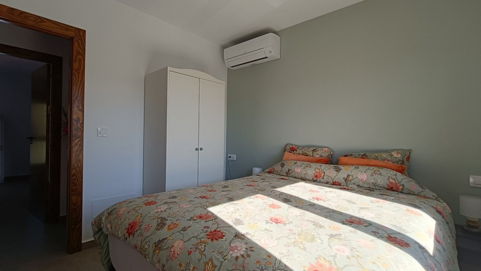 Resale - Villa - Pinar de Campoverde