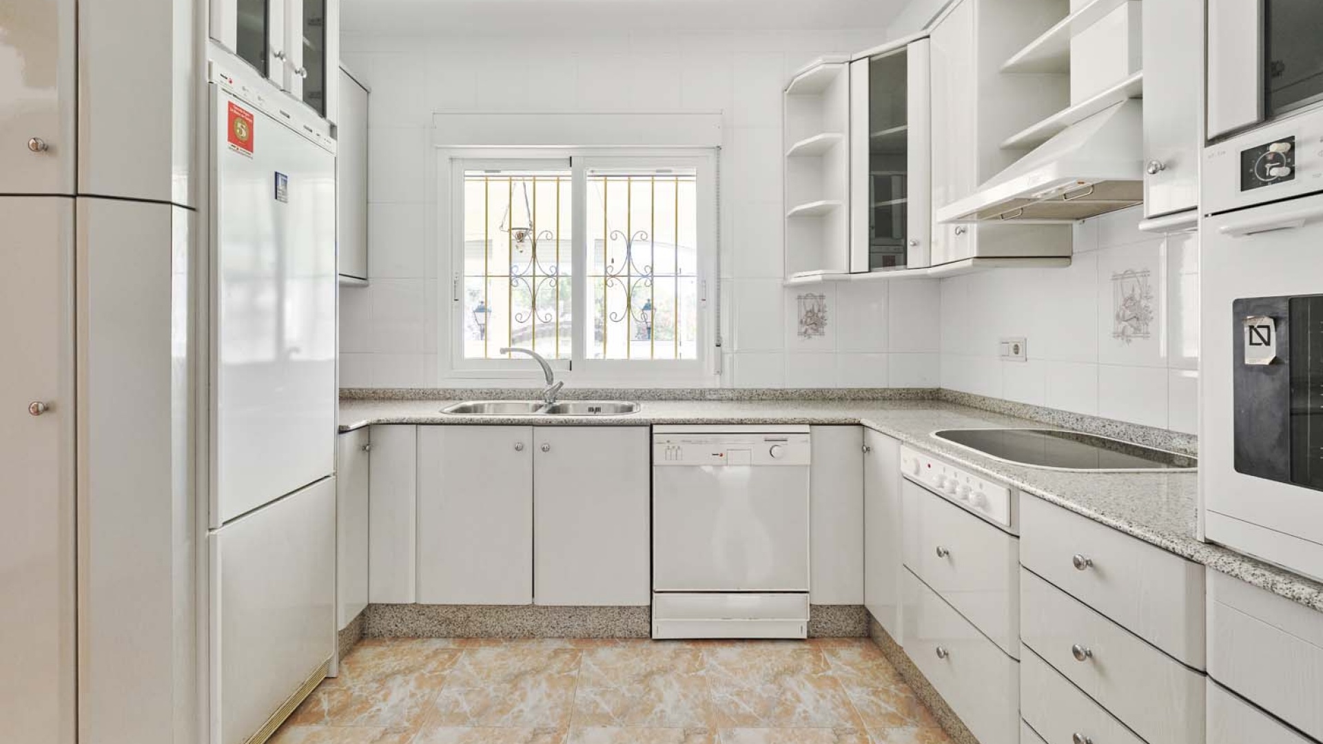 Resale - Villa - Pinar de Campoverde