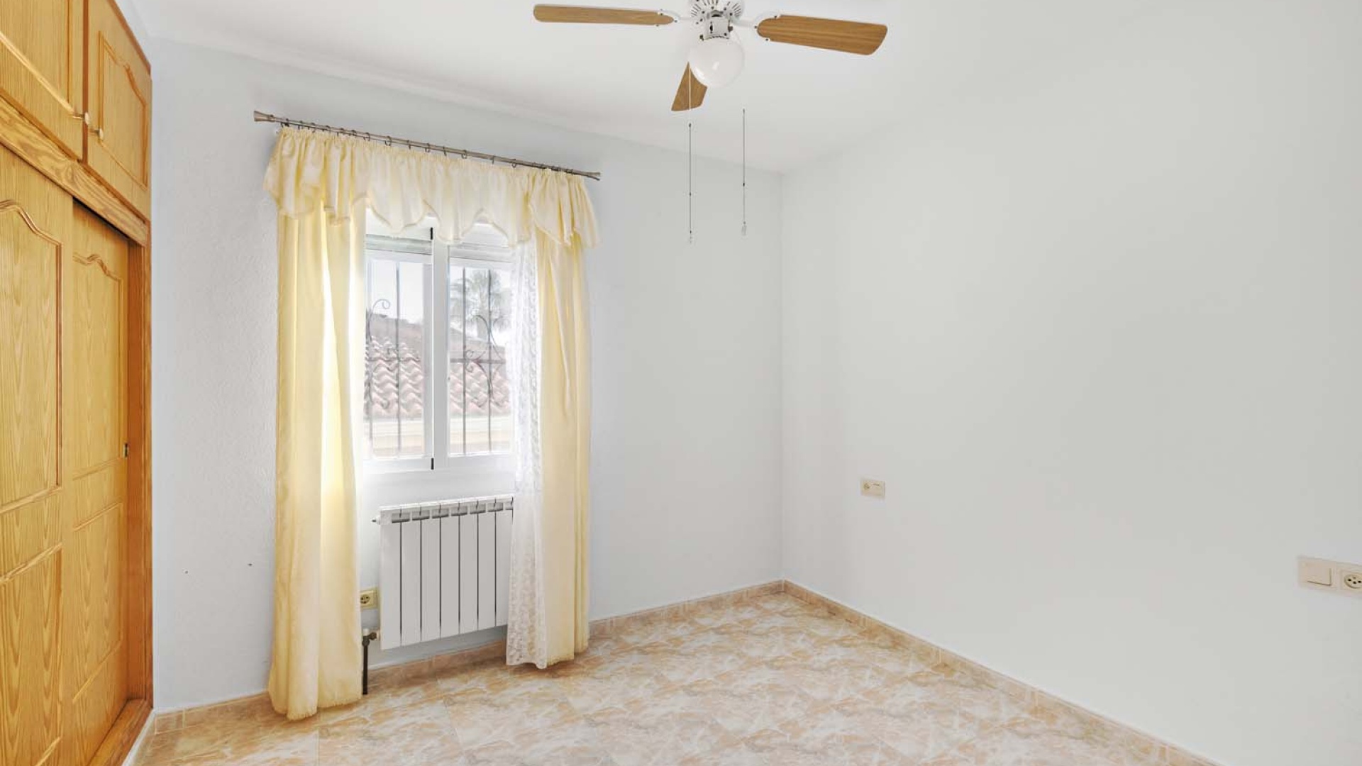 Resale - Villa - Pinar de Campoverde