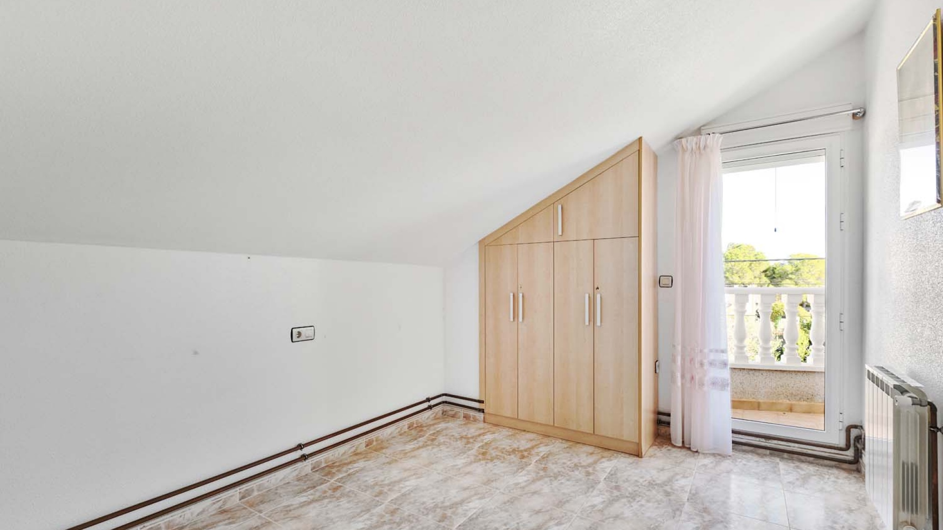 Resale - Villa - Pinar de Campoverde