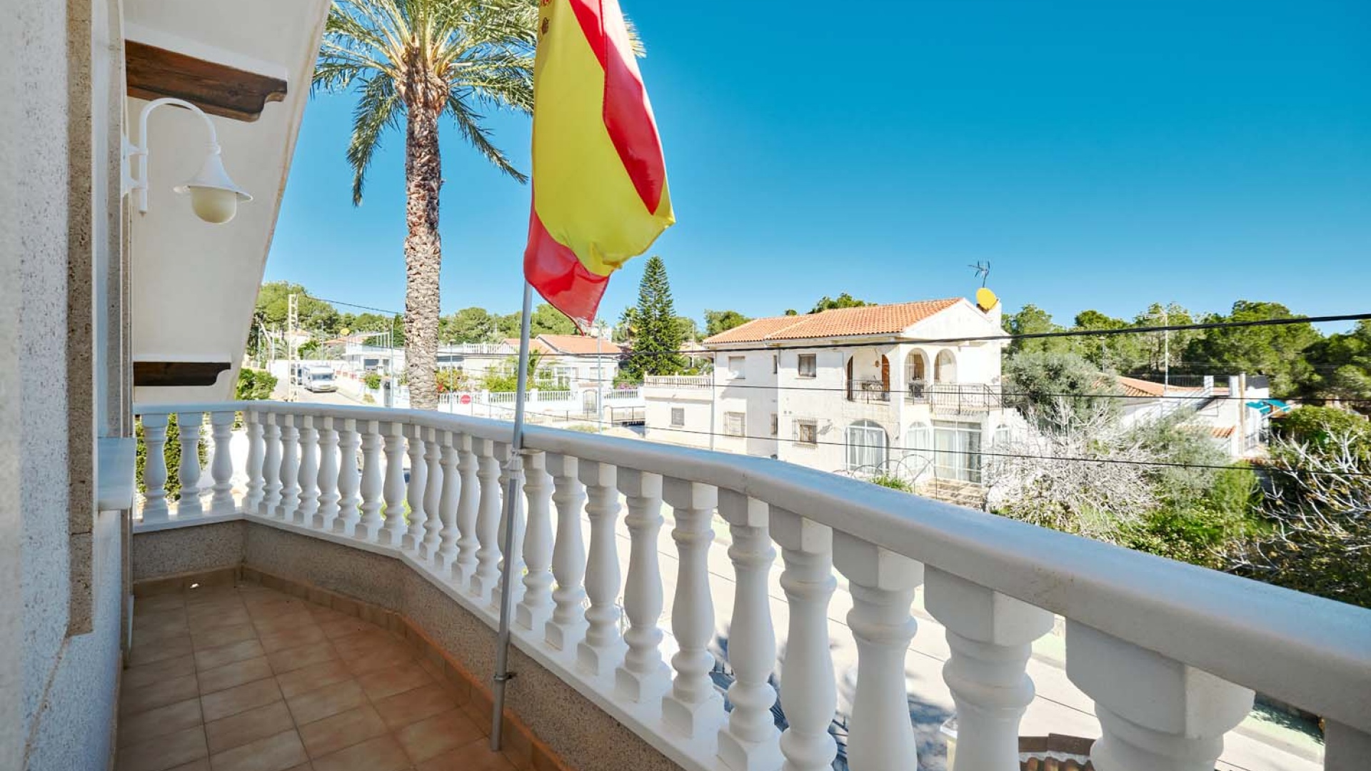 Resale - Villa - Pinar de Campoverde