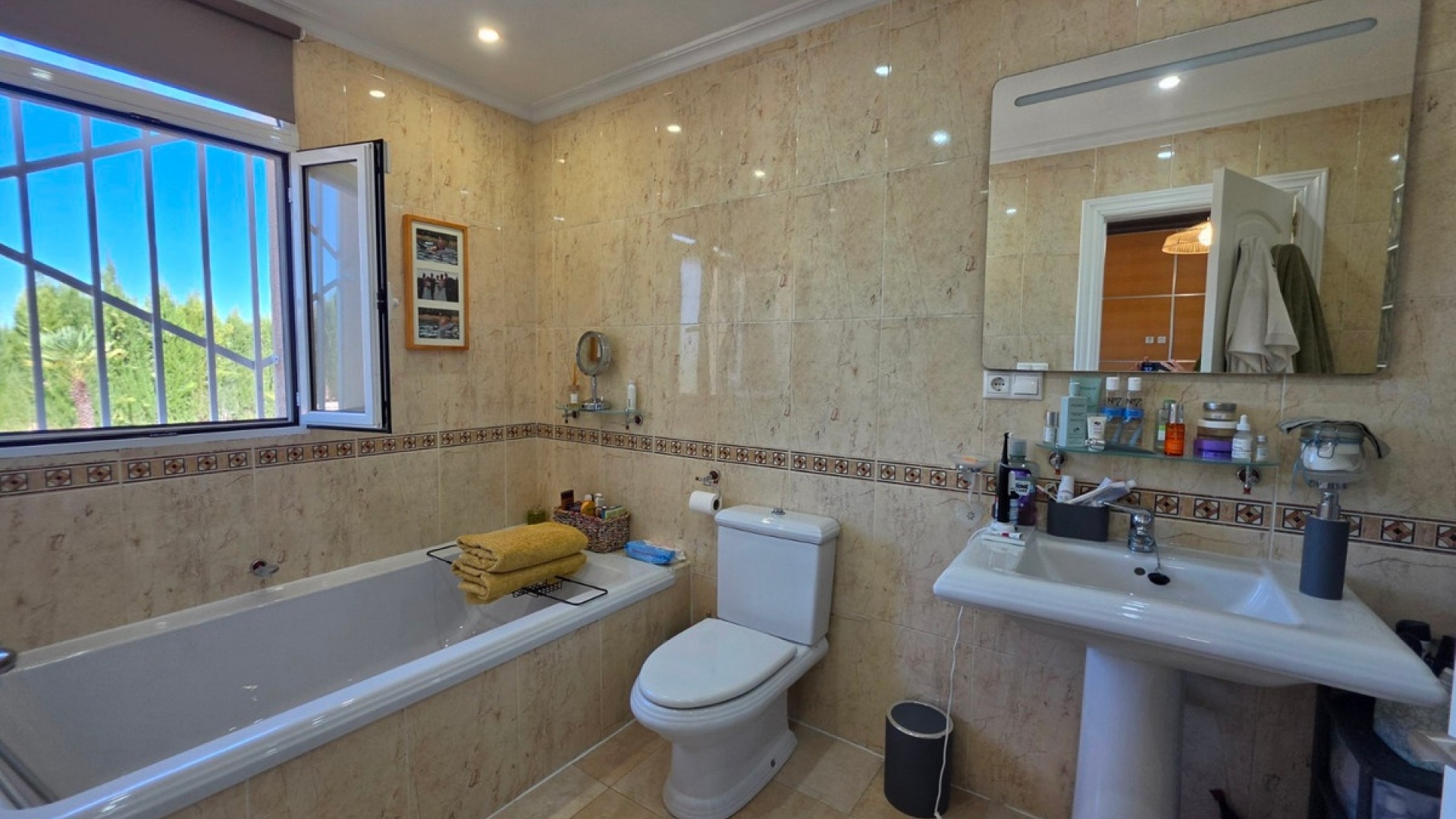 Resale - Villa - Pinoso - Pinoso Centro