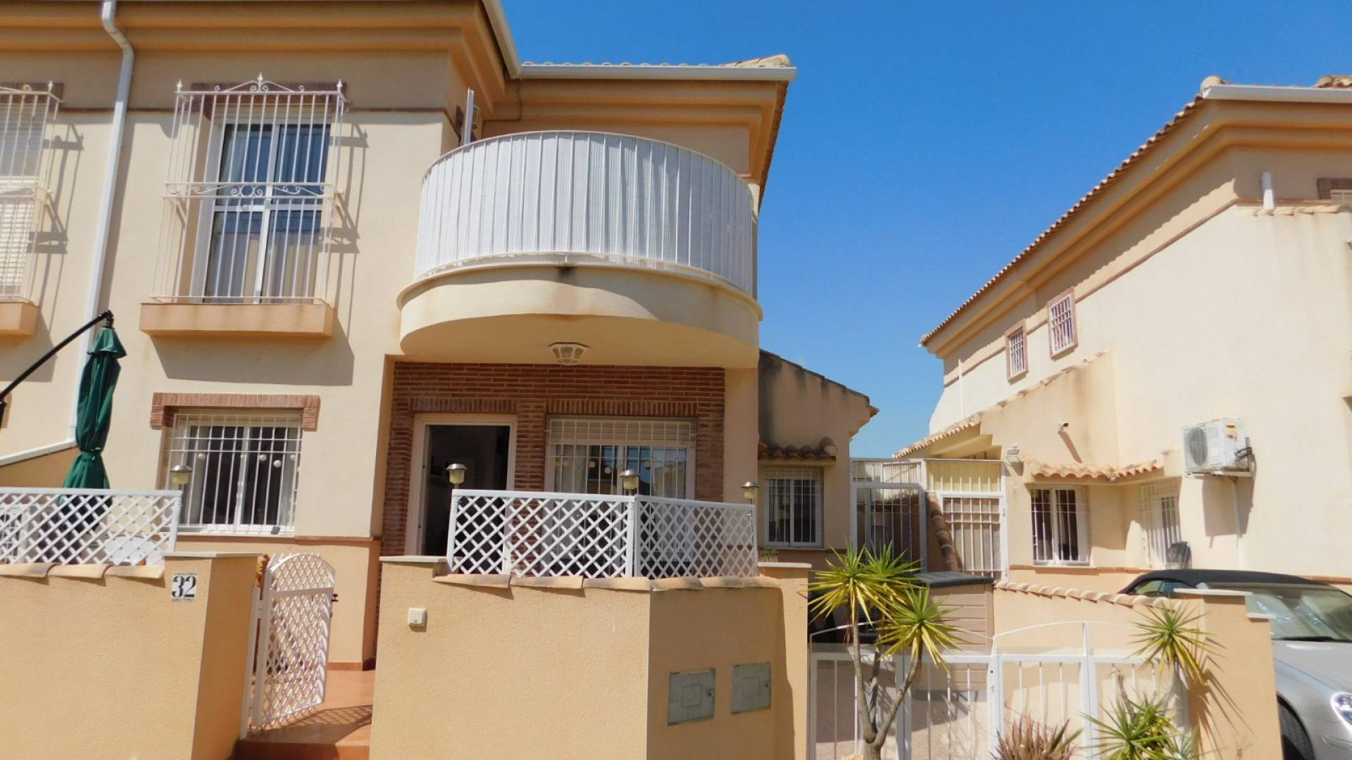 Resale - Villa - Playa Flamenca - avalon