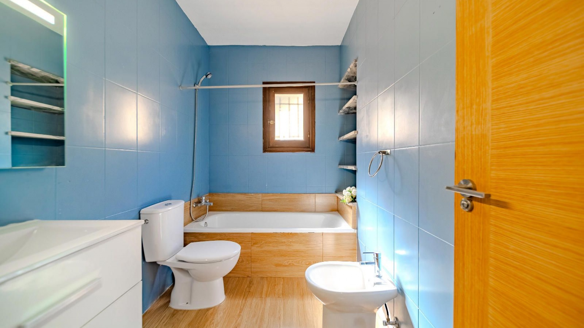 Resale - Villa - Playa Flamenca - beachside playa flamenca