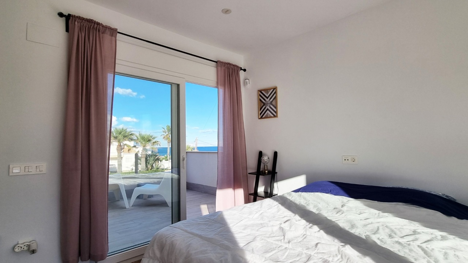 Resale - Villa - Playa Flamenca - beachside playa flamenca