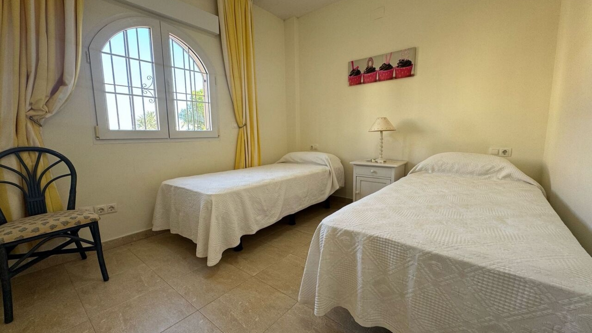 Resale - Villa - Playa Flamenca - beachside playa flamenca