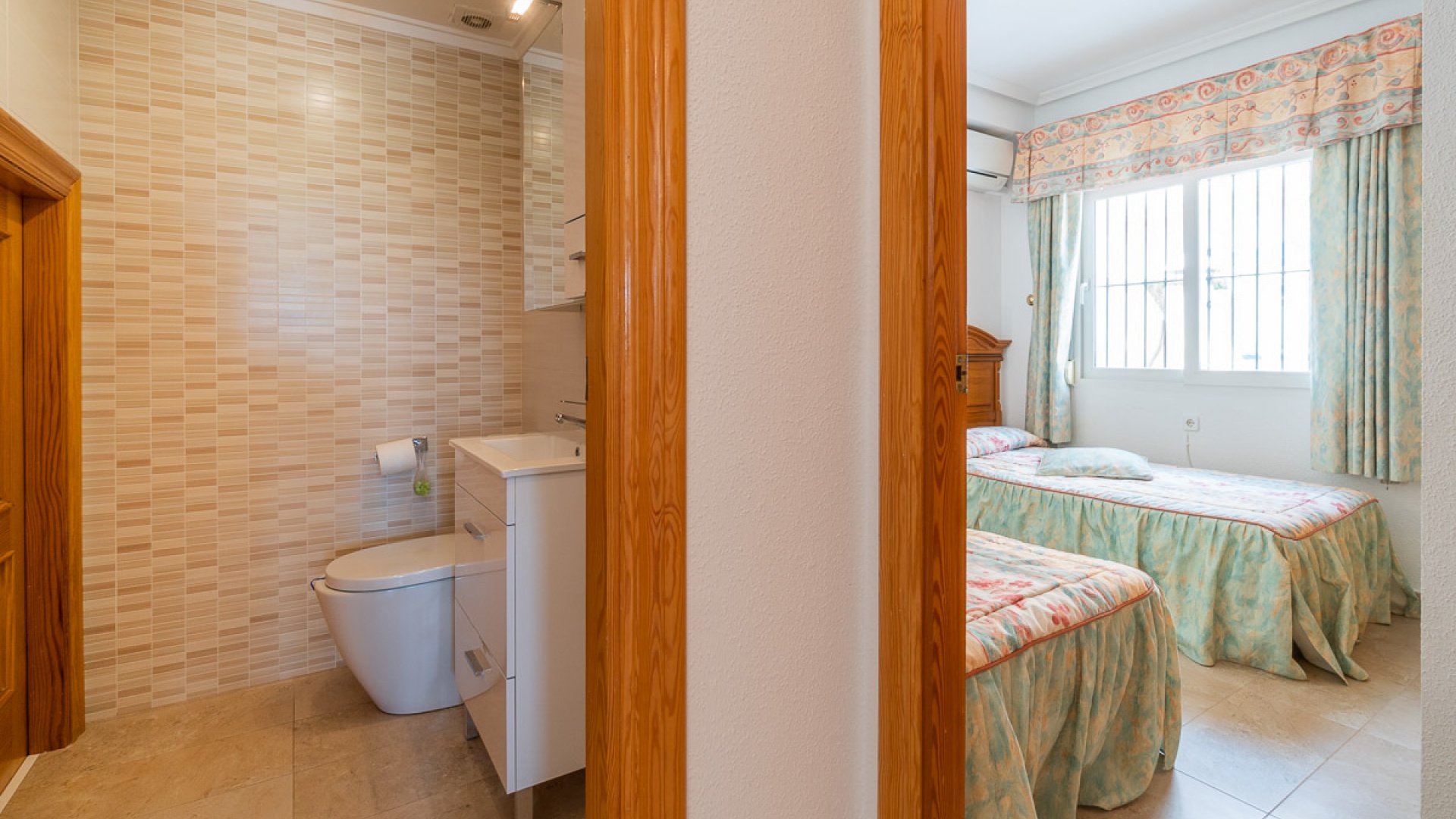 Resale - Villa - Playa Flamenca - El Cid