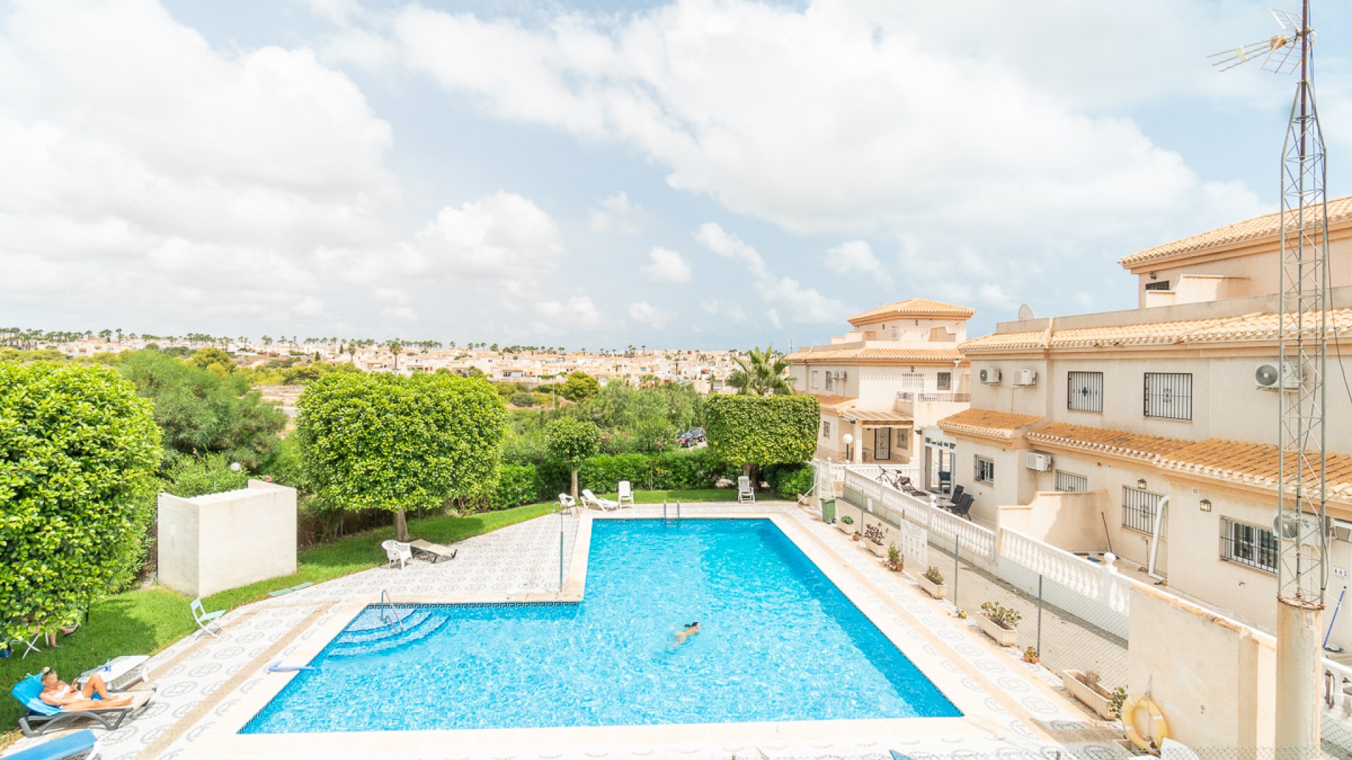 Resale - Villa - Playa Flamenca - El Cid