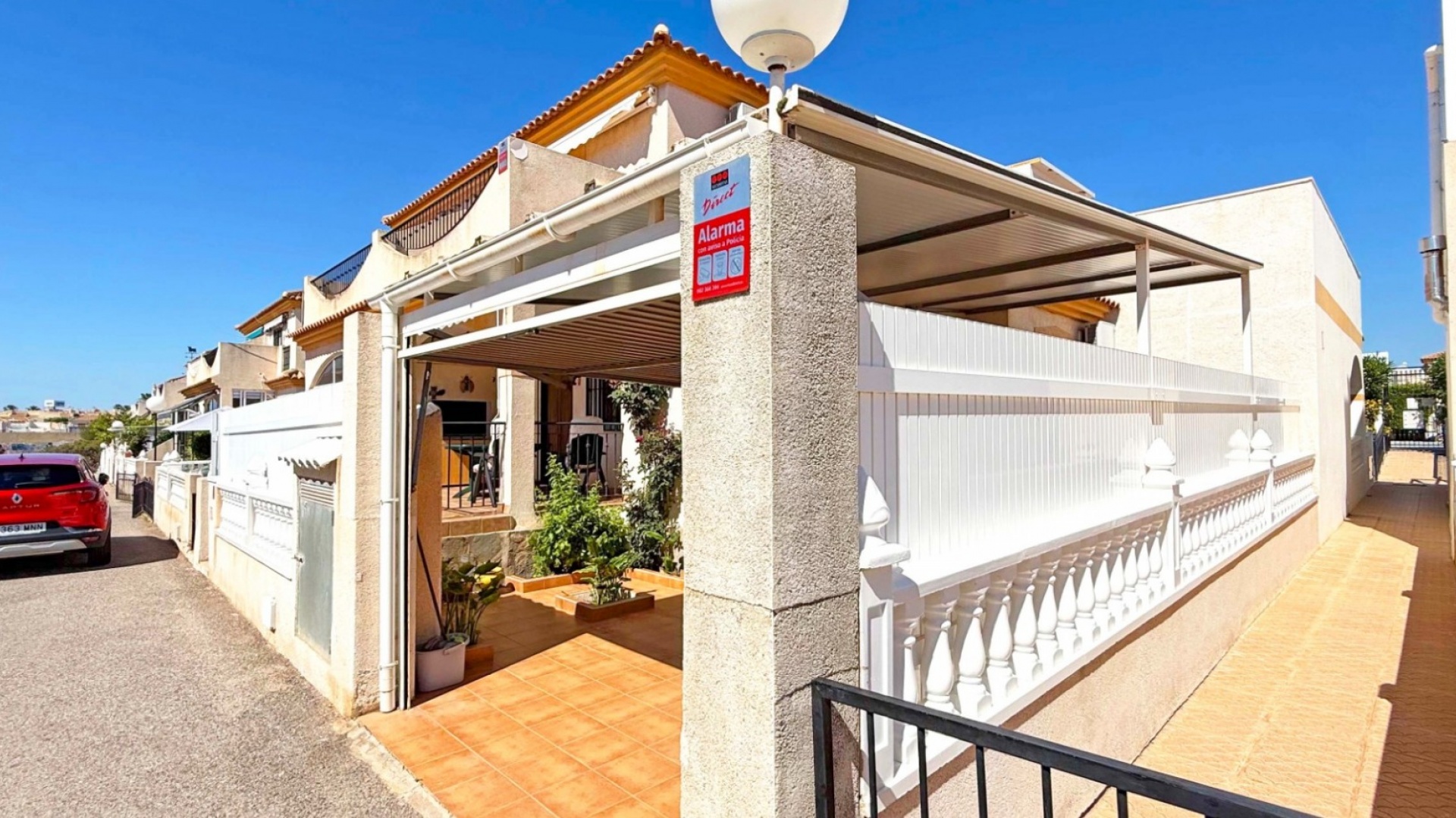 Resale - Villa - Playa Flamenca - iria