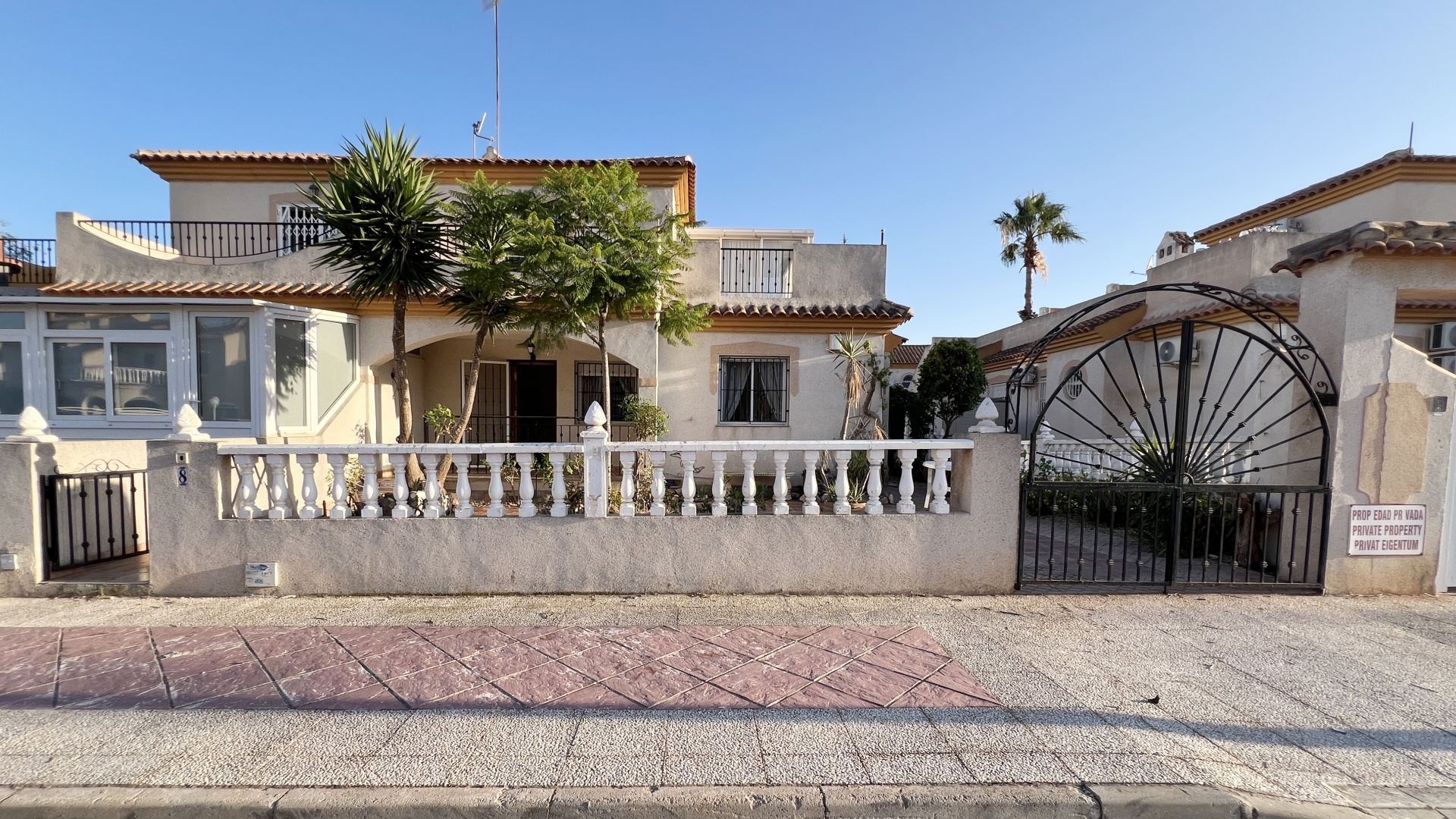 Resale - Villa - Playa Flamenca - iria