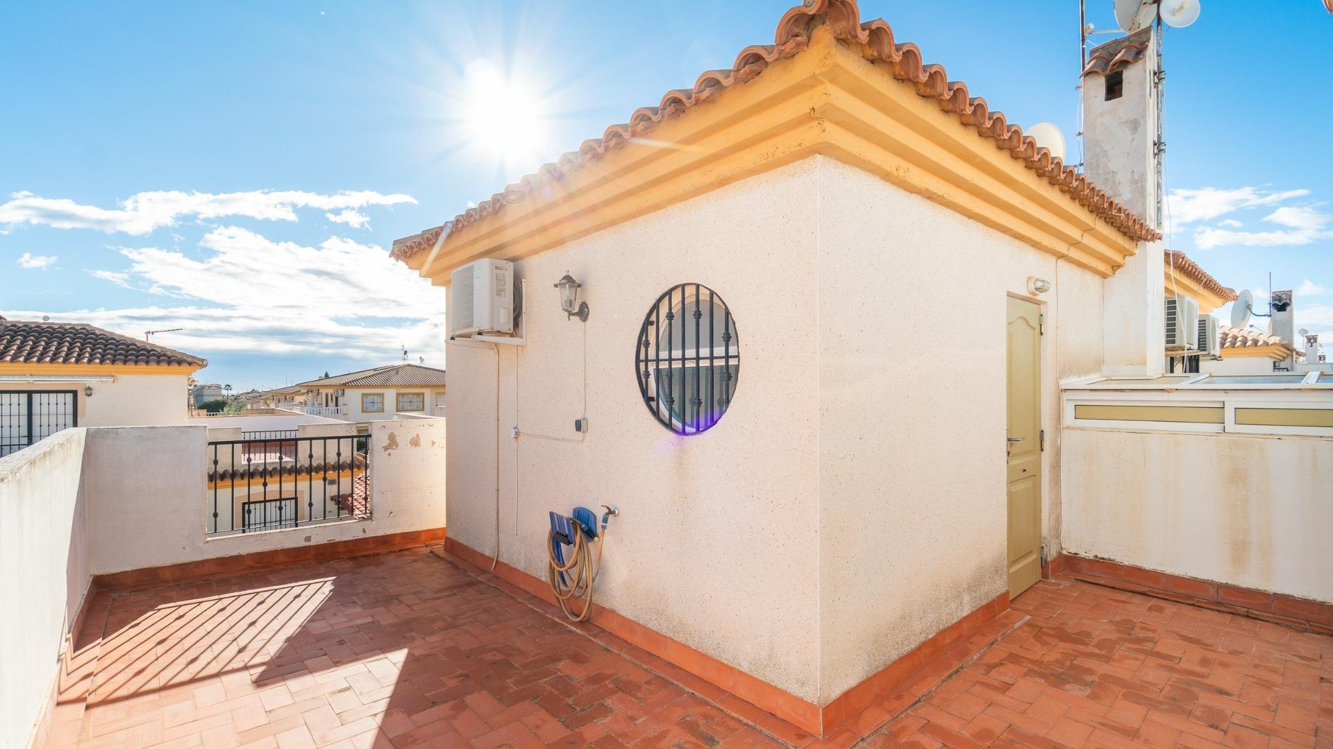 Resale - Villa - Playa Flamenca - iria